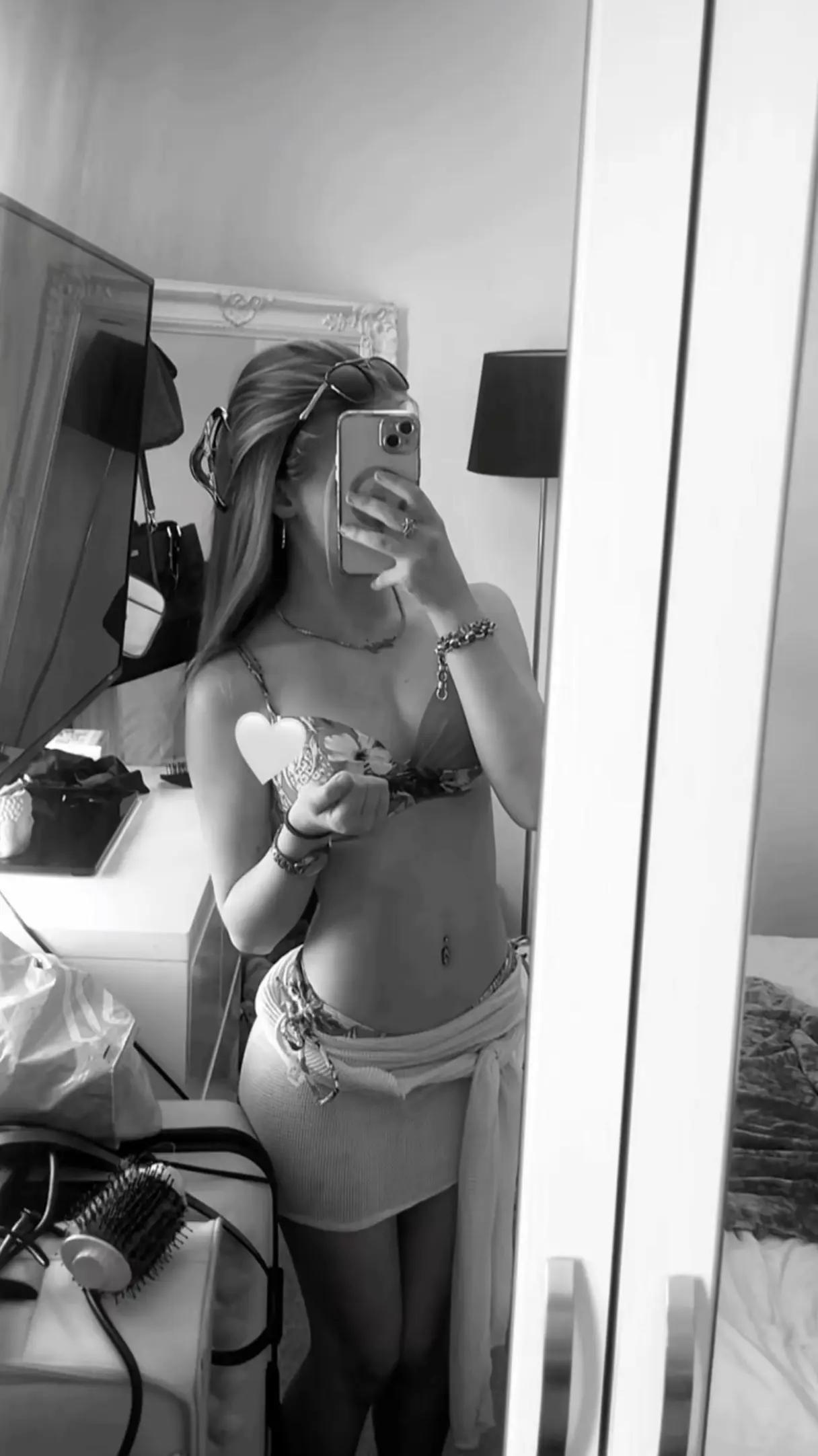 @hotbabeshouts