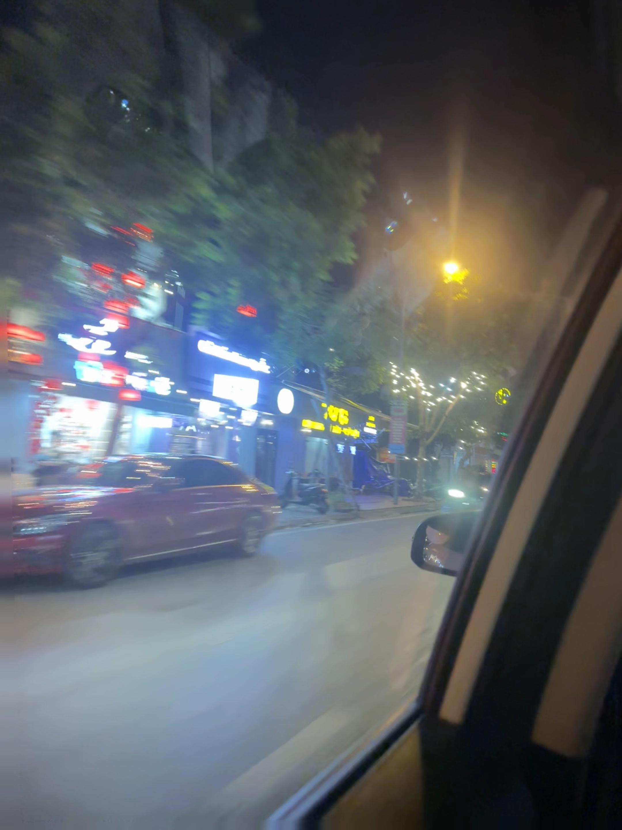@Nguyễn Thị Hồng Nhung