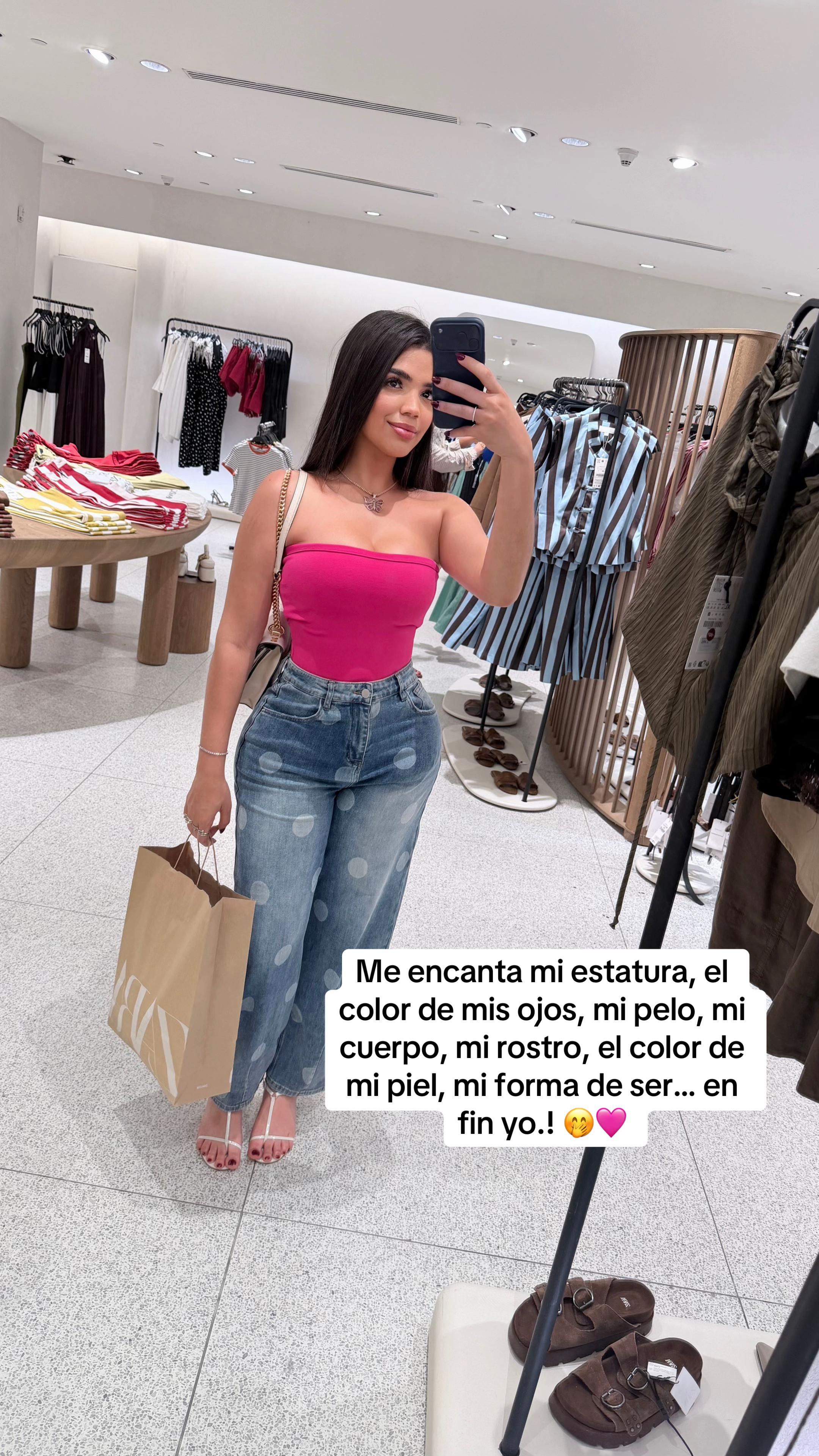 @Lic. Camila Cruz de Salazar