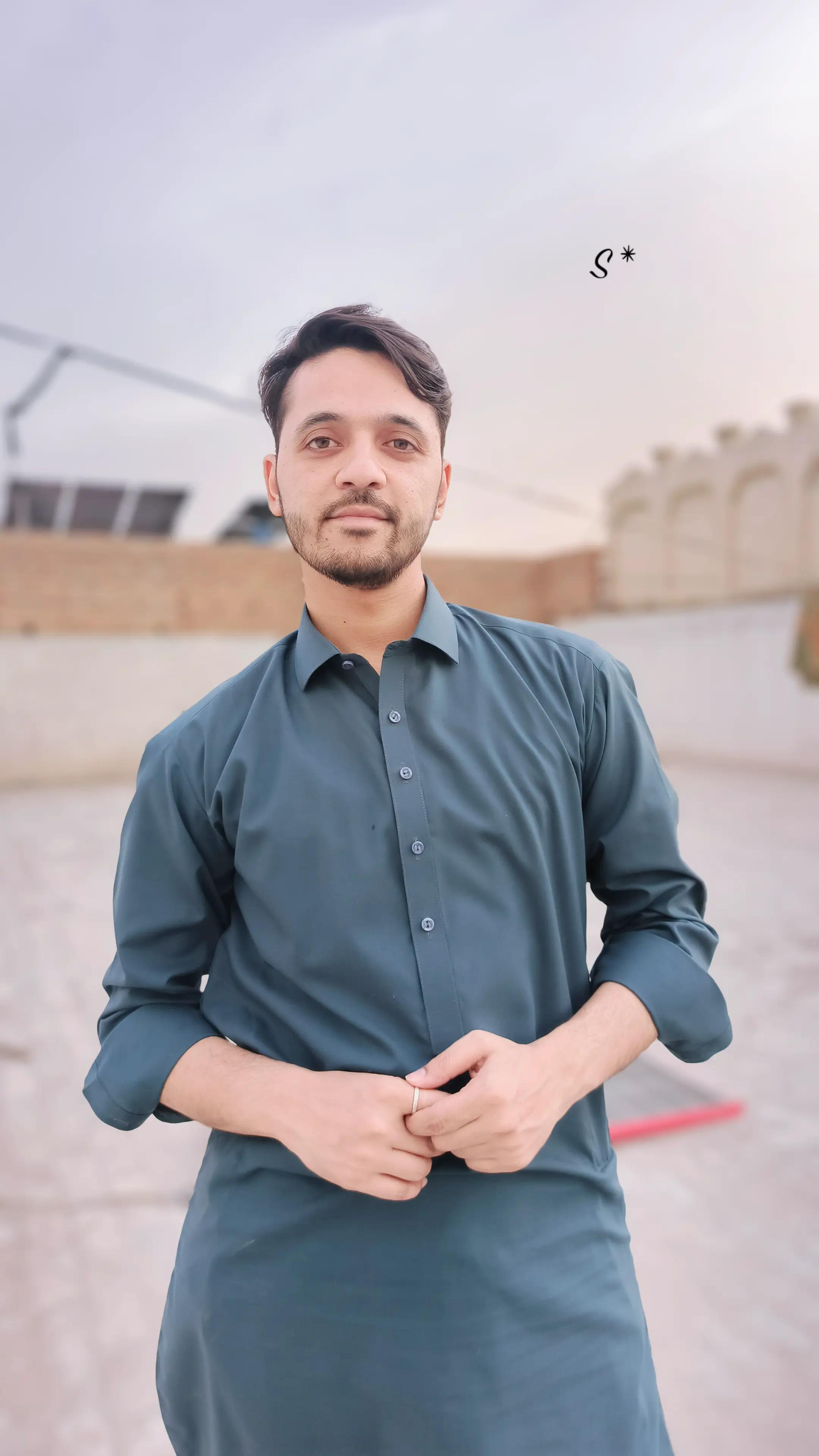 @𝑆𝐩𝖾cϊ𝑓ϊc *سلمان🌾𝑺