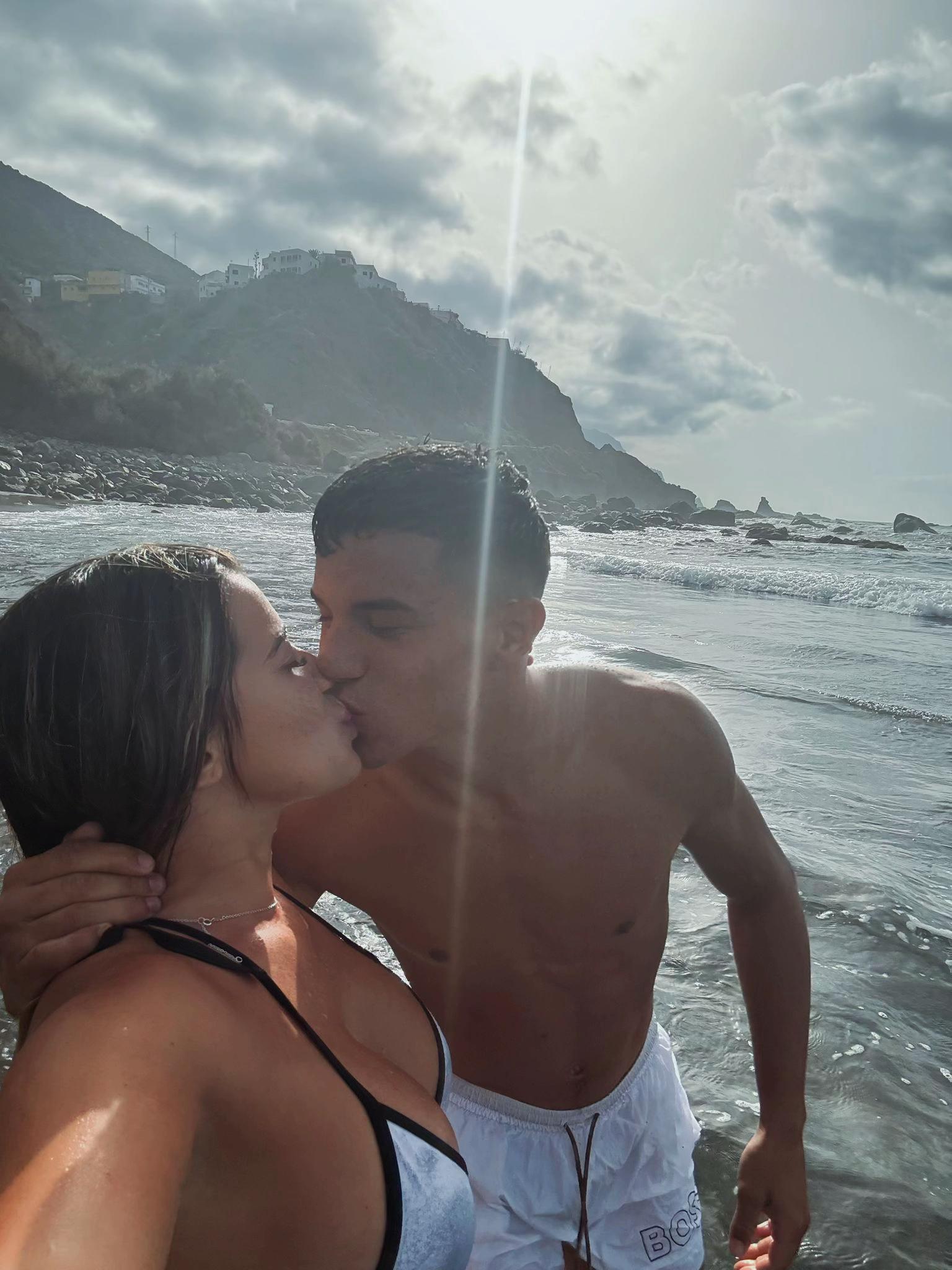 @Eduu6_