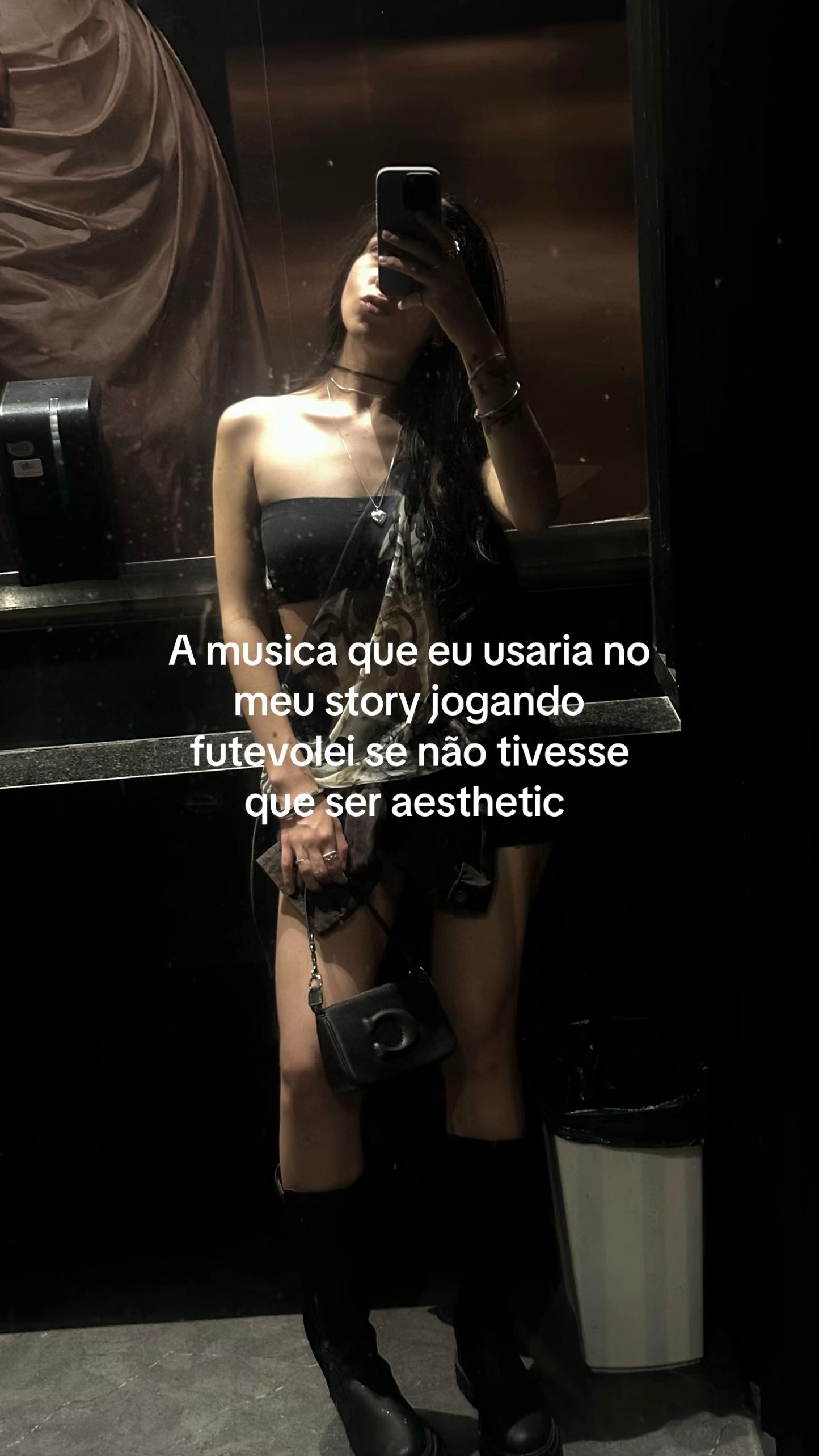 @Ju Silva