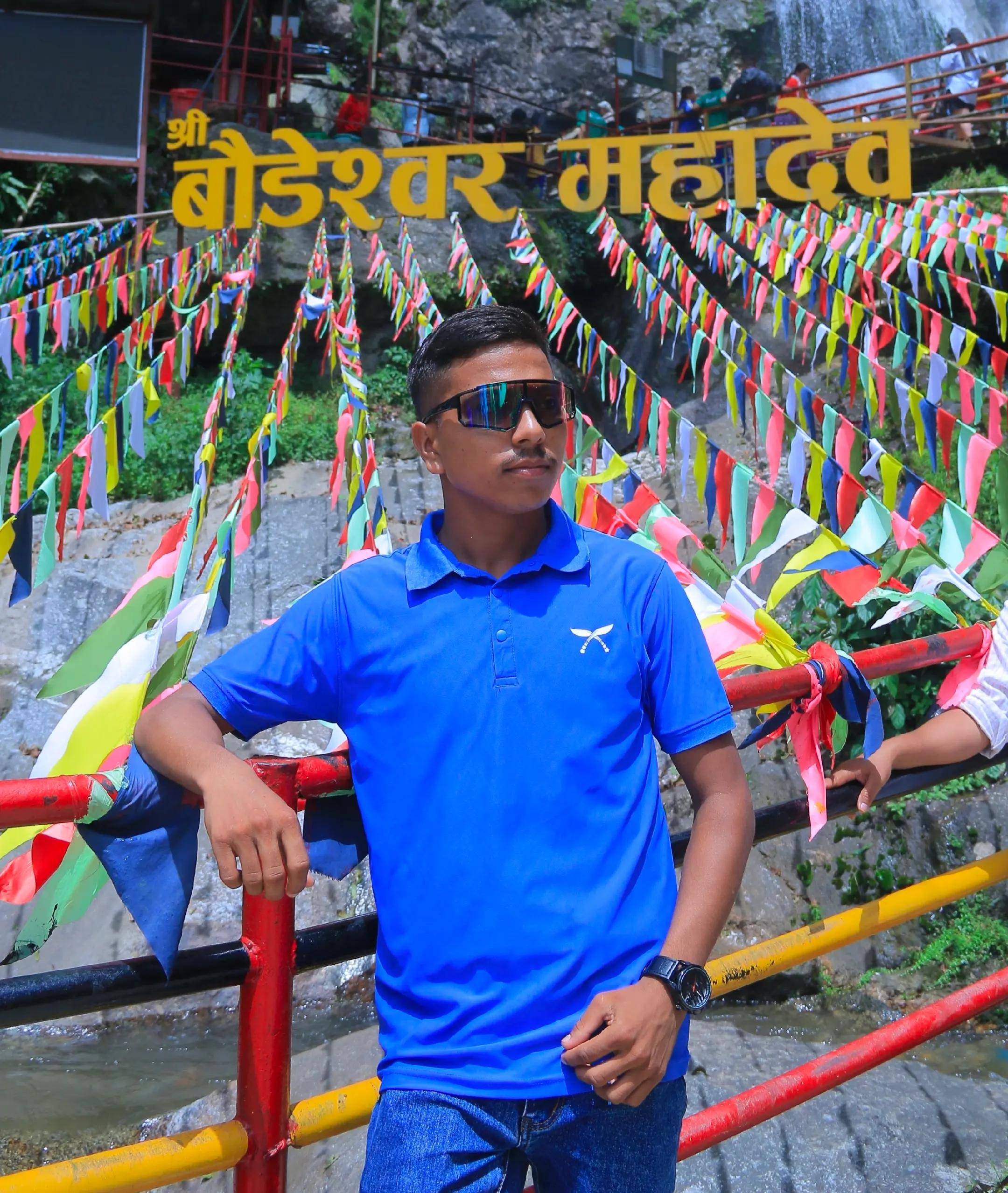 @Mŕ Bud Thapa 🤔🦋✅️