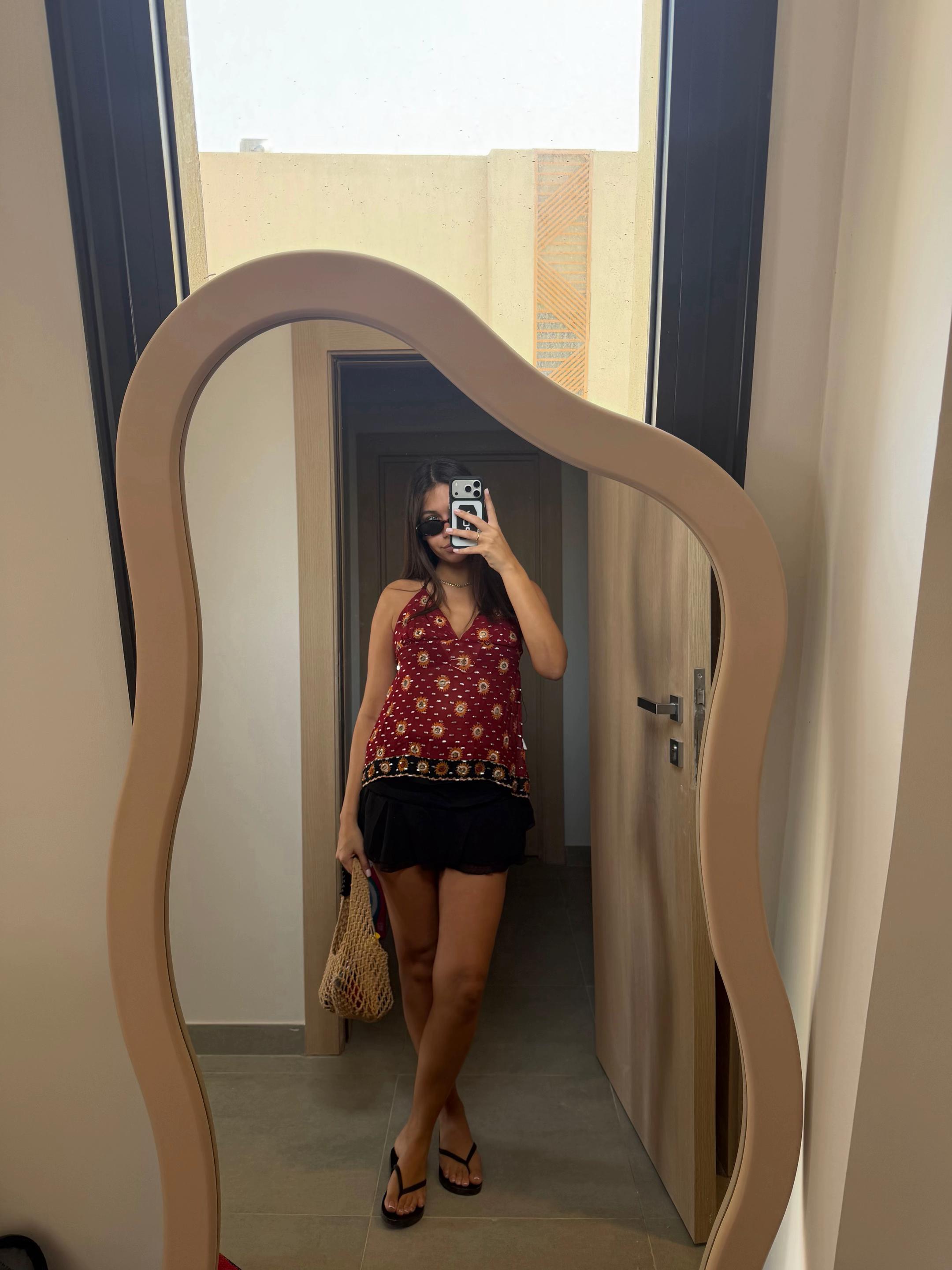 @Mona