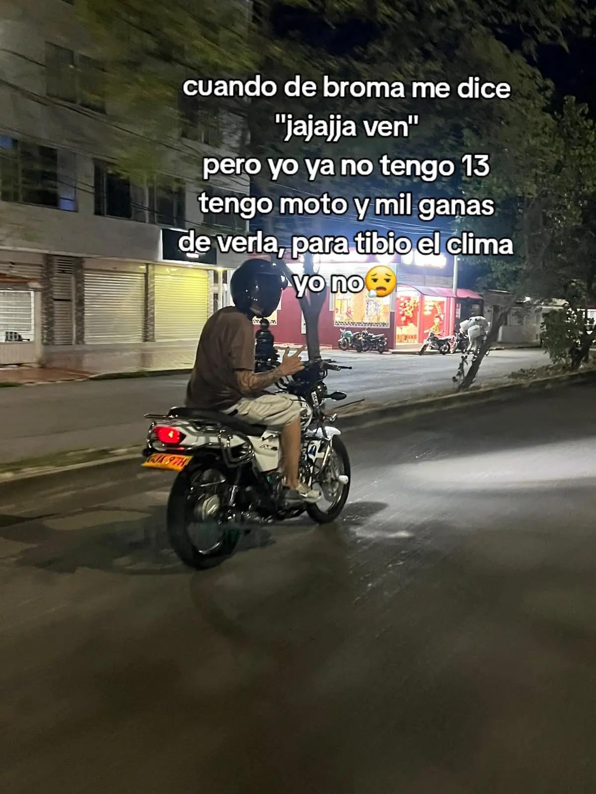 @𝕰𝕷 𝕷𝕺𝕶𝕺