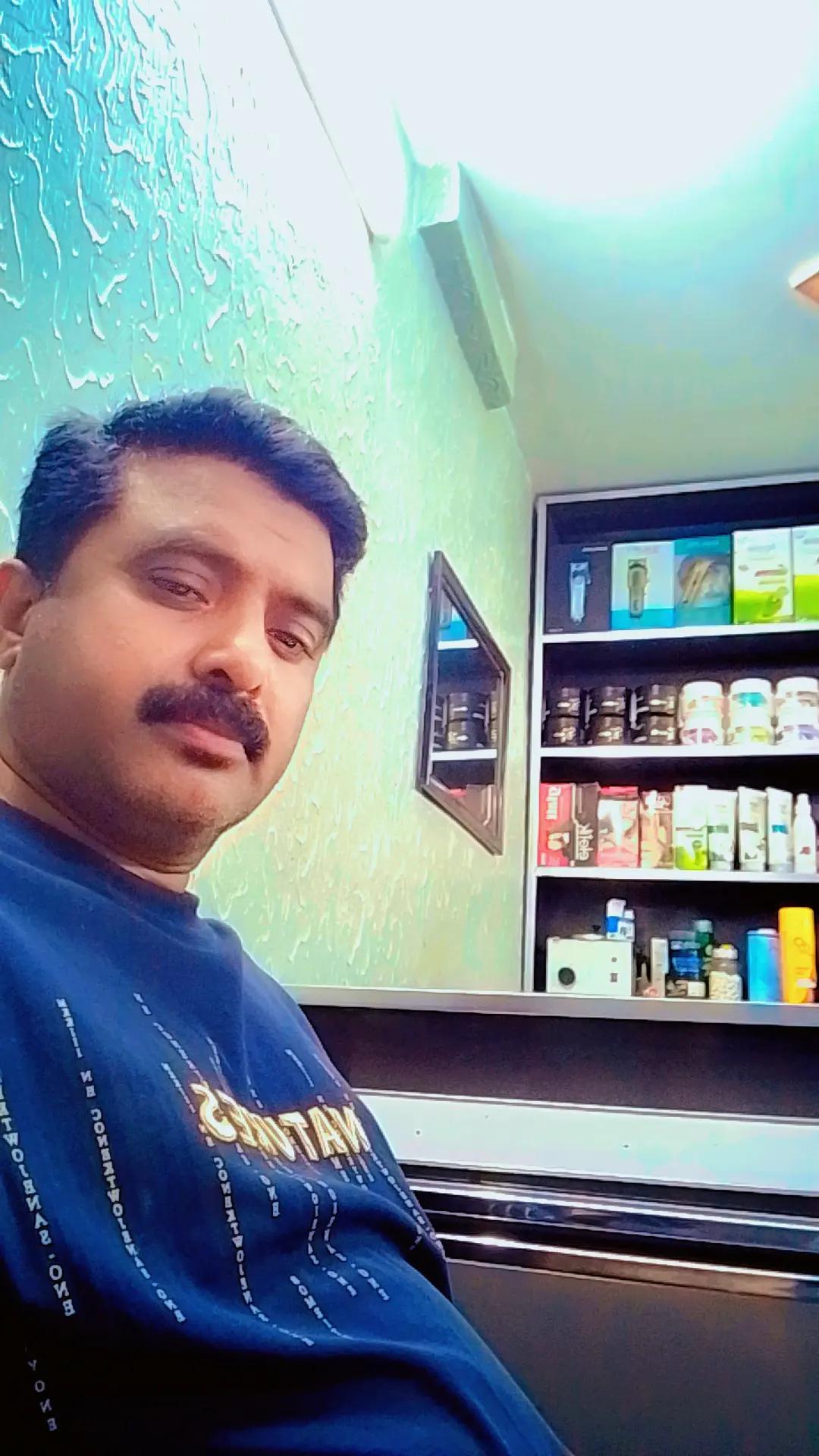 @NaSiRqUrEsHi