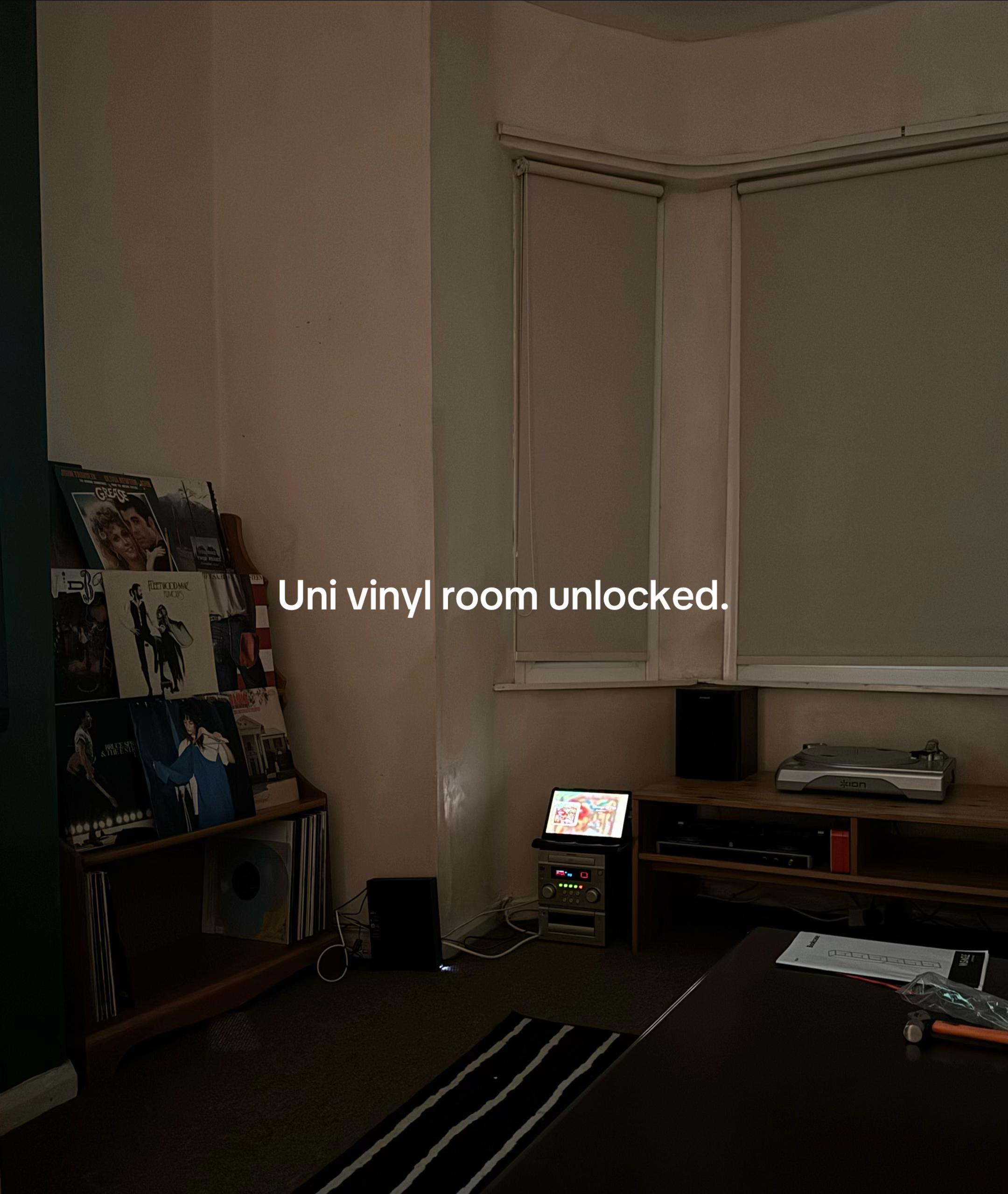 @emi ⎕📖🫧