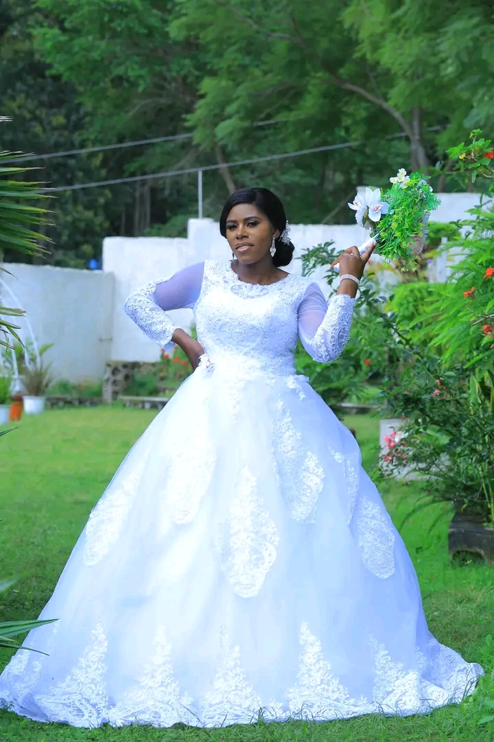 @Anjelina Basil