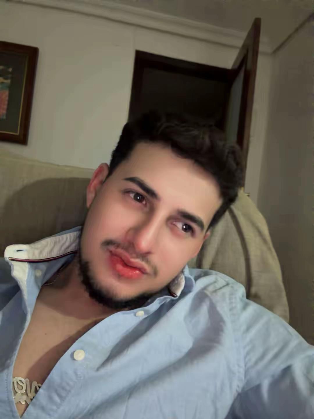 @❤️💙 Leám Raudez