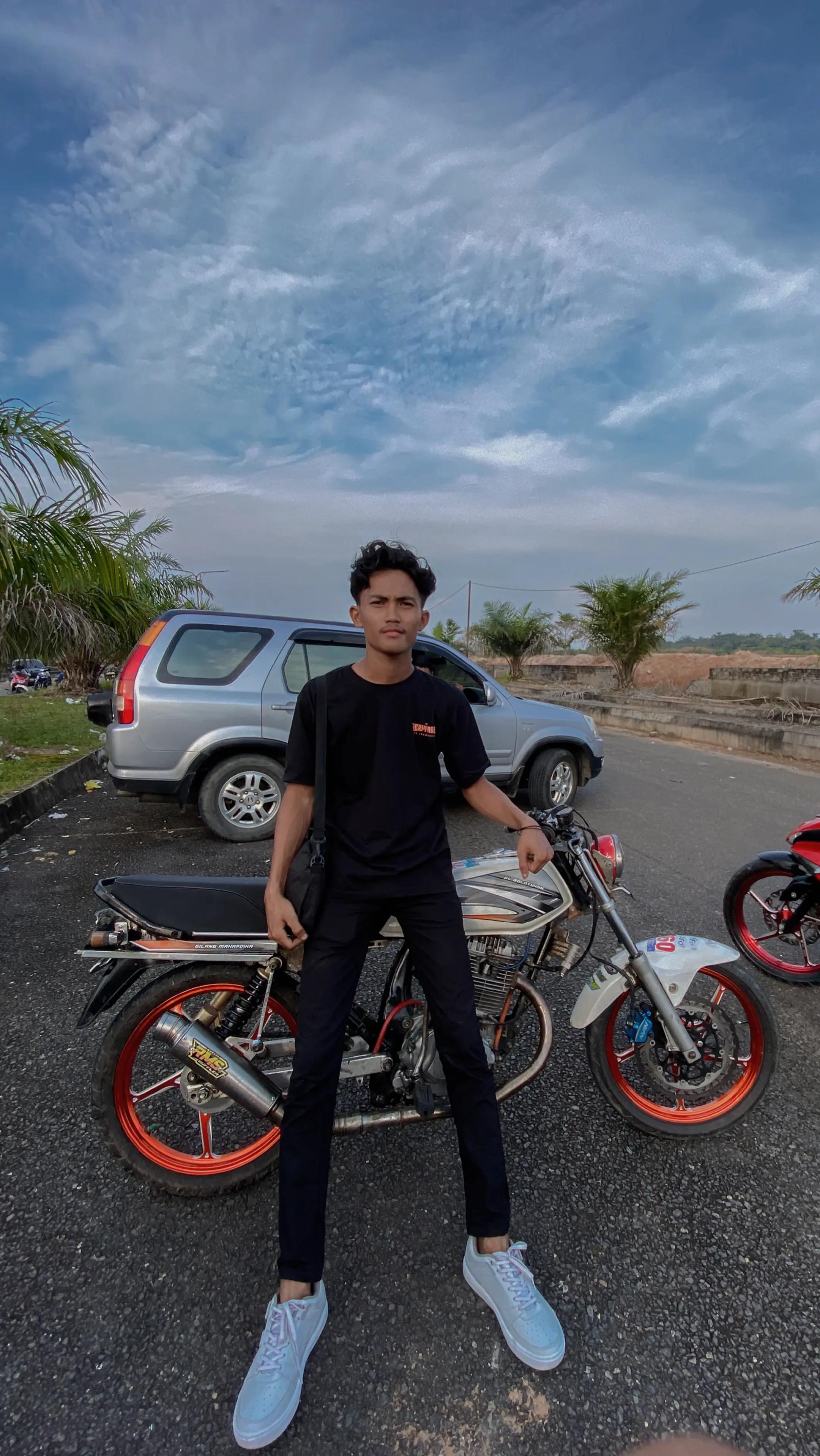 @SuperGreen_