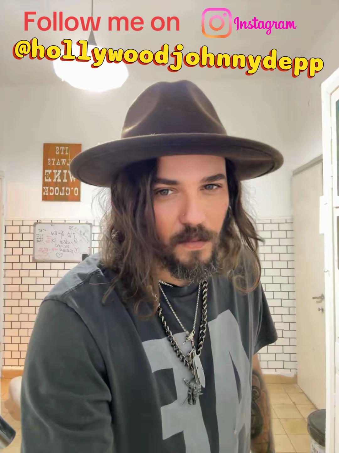 @Hollywoodjohnnydepp