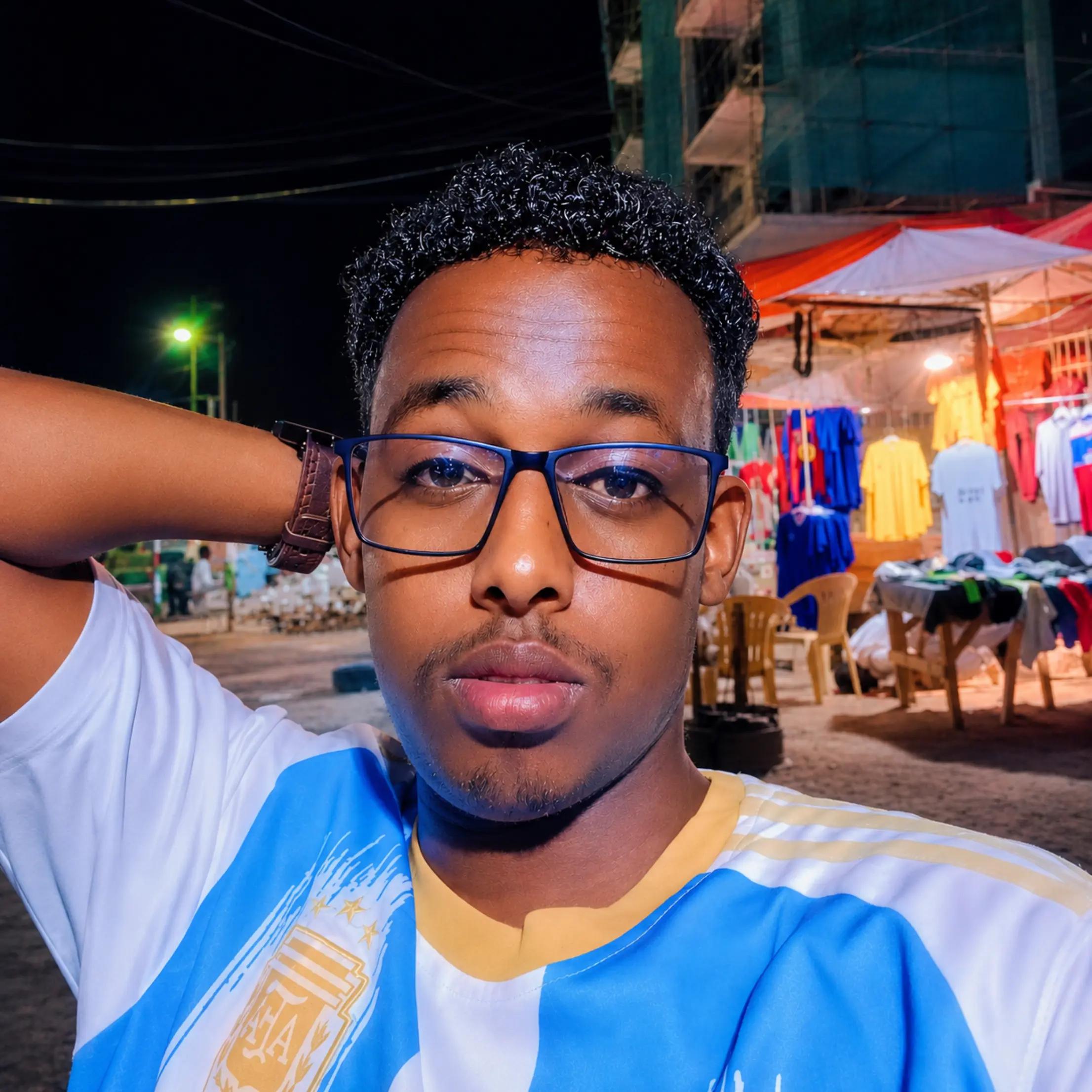 @C/ GaleYdh🦅 ibnu shuceyb🦊🦊