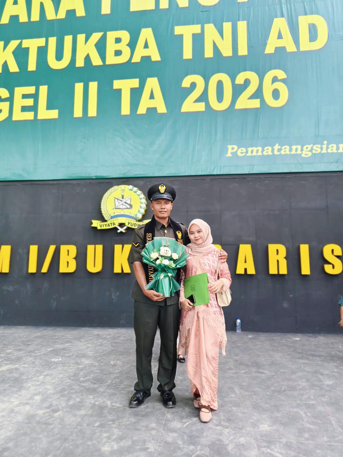 @Ayuu