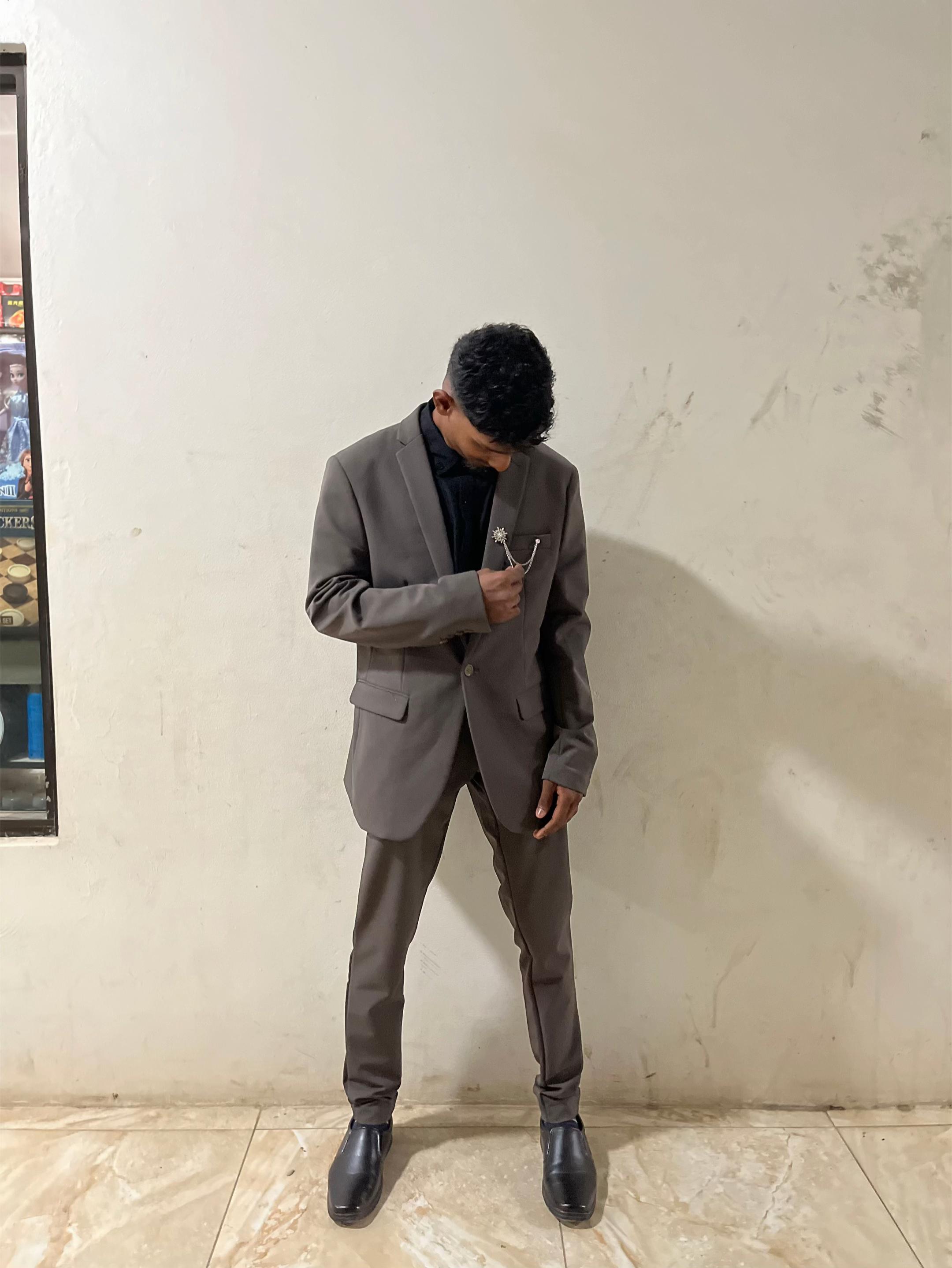 @๐๐๐ฅ๐ฆ๐ก๐ท