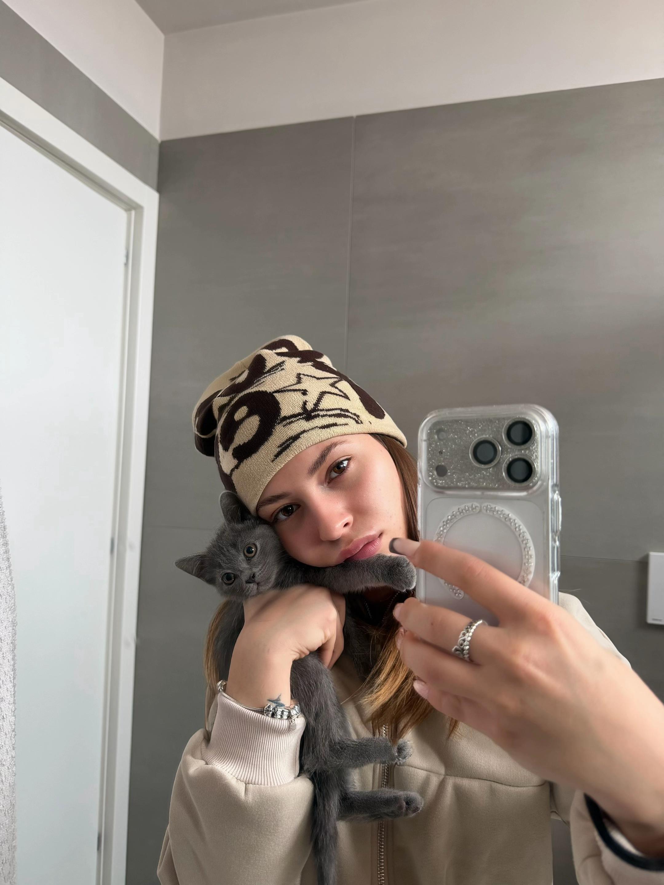 @rroblast