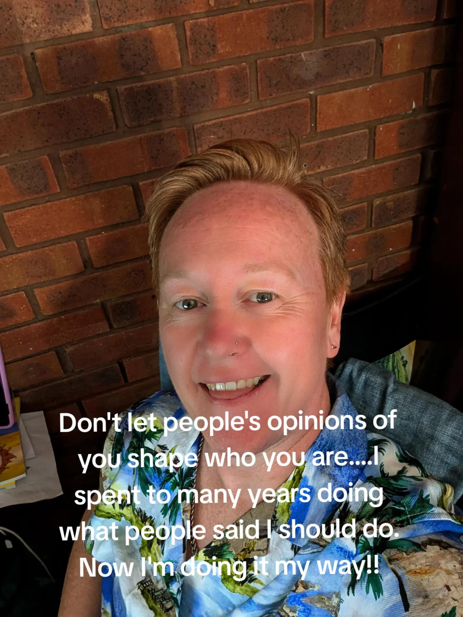 @Lauren 🏳️🌈