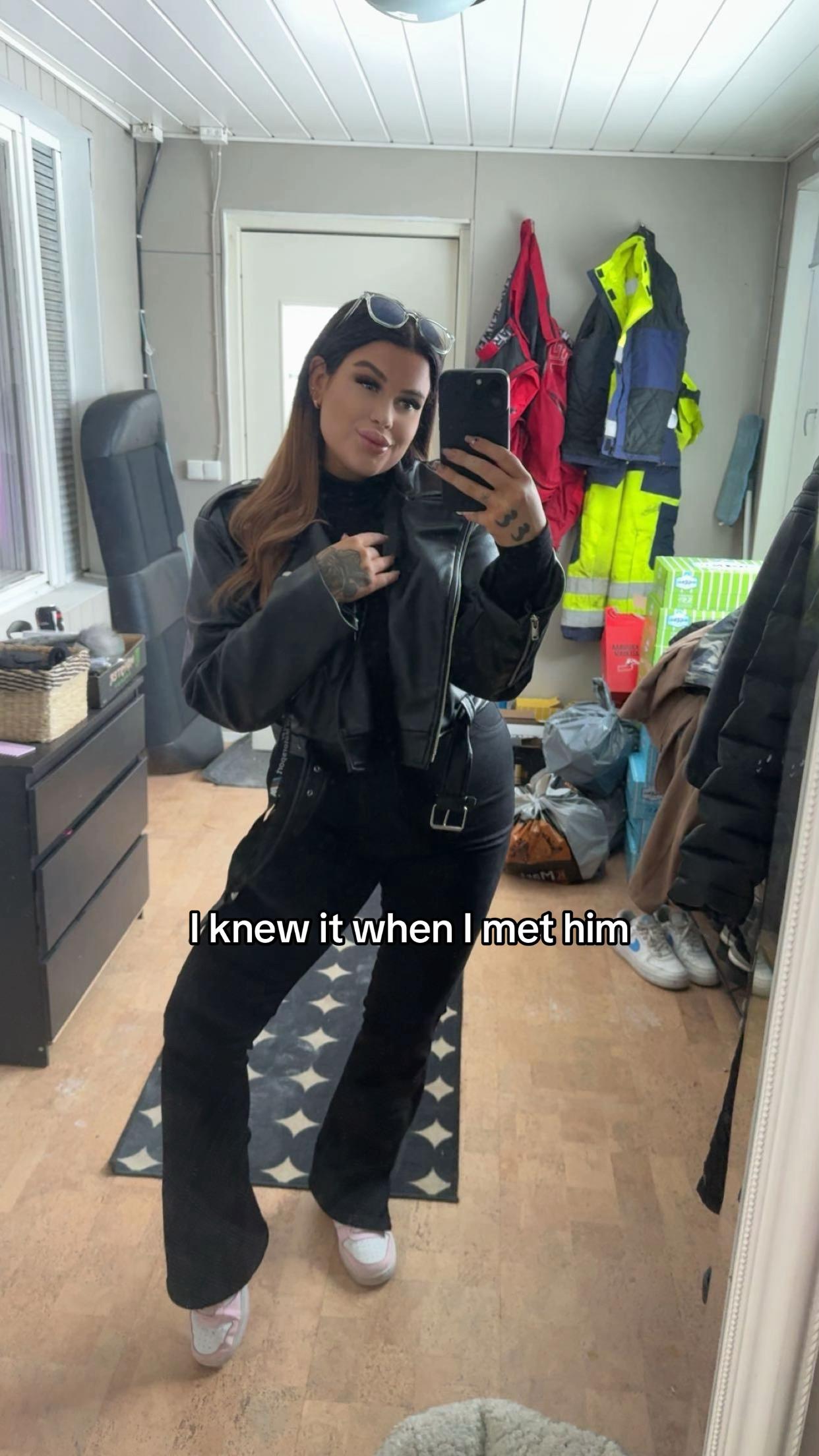 @ellaasooffia