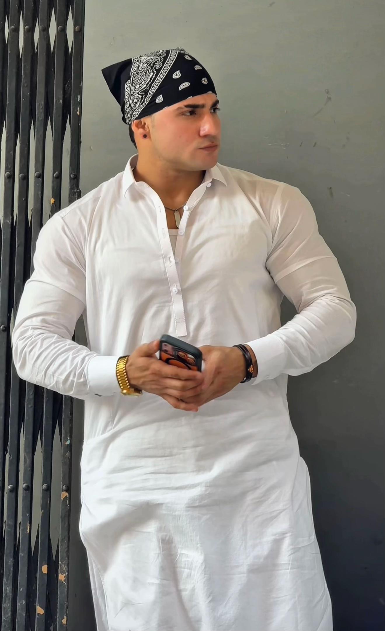 @💪Faizan Khan mr Asia👑🦅