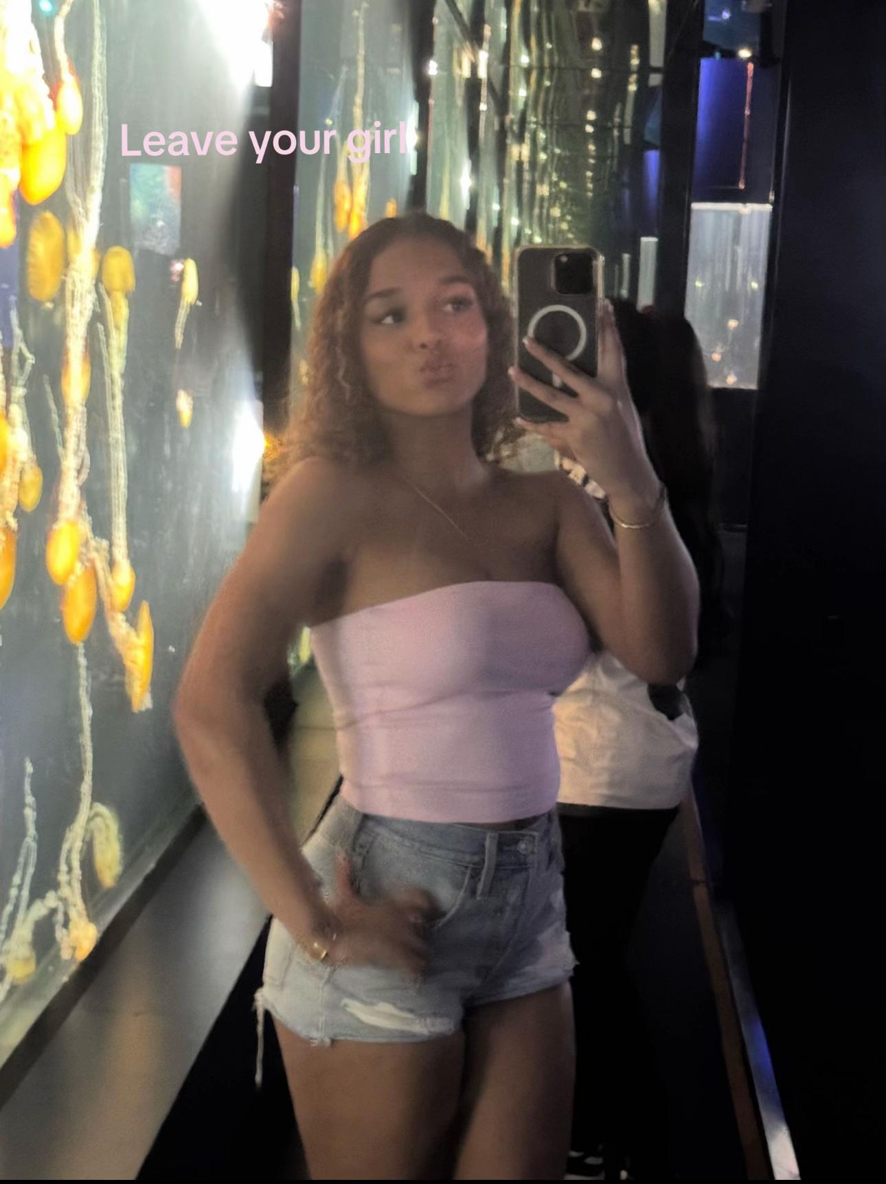 @Desireeeeeeeeeee3