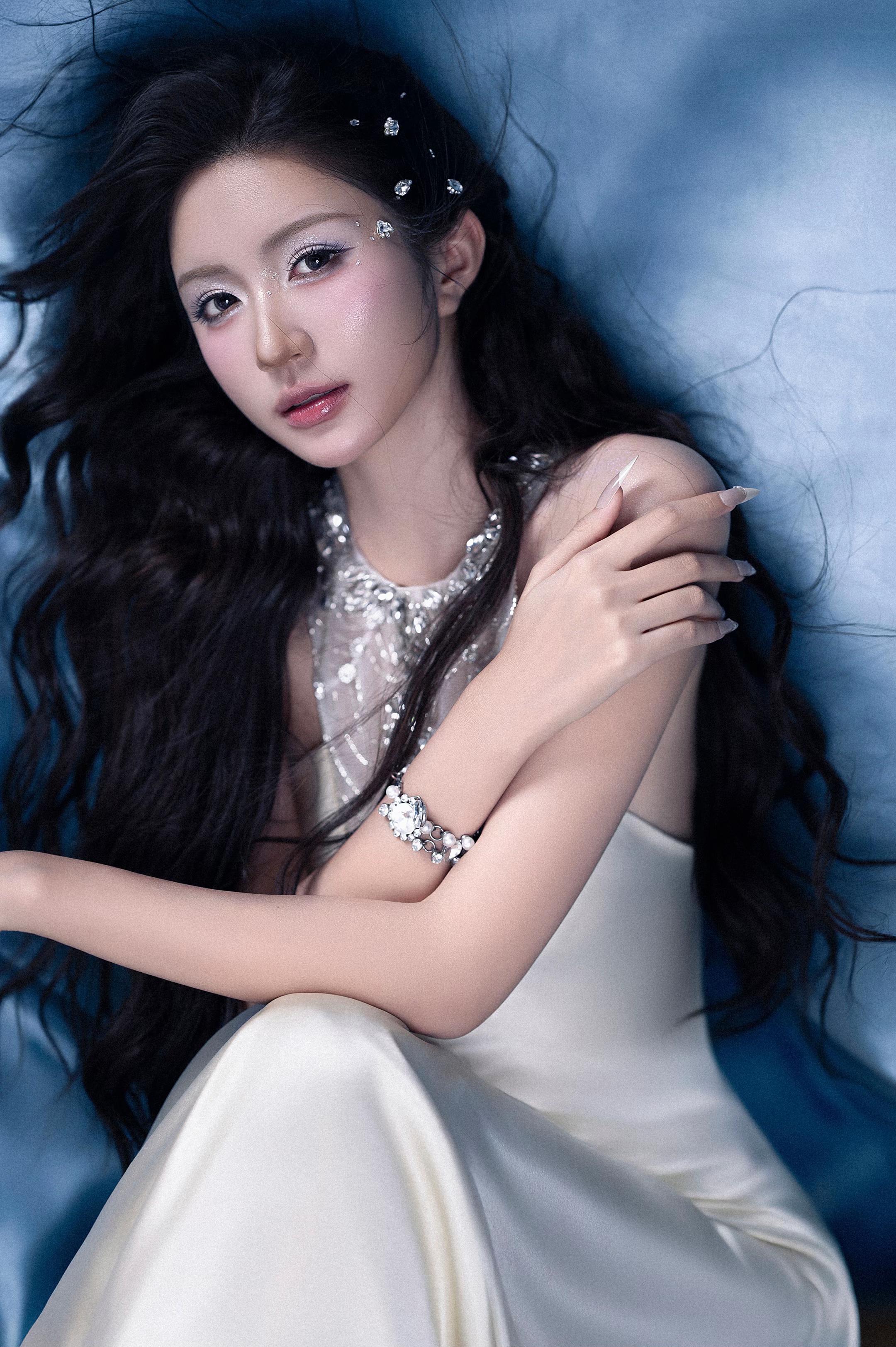 @Nguyễn Ngọc Huyền