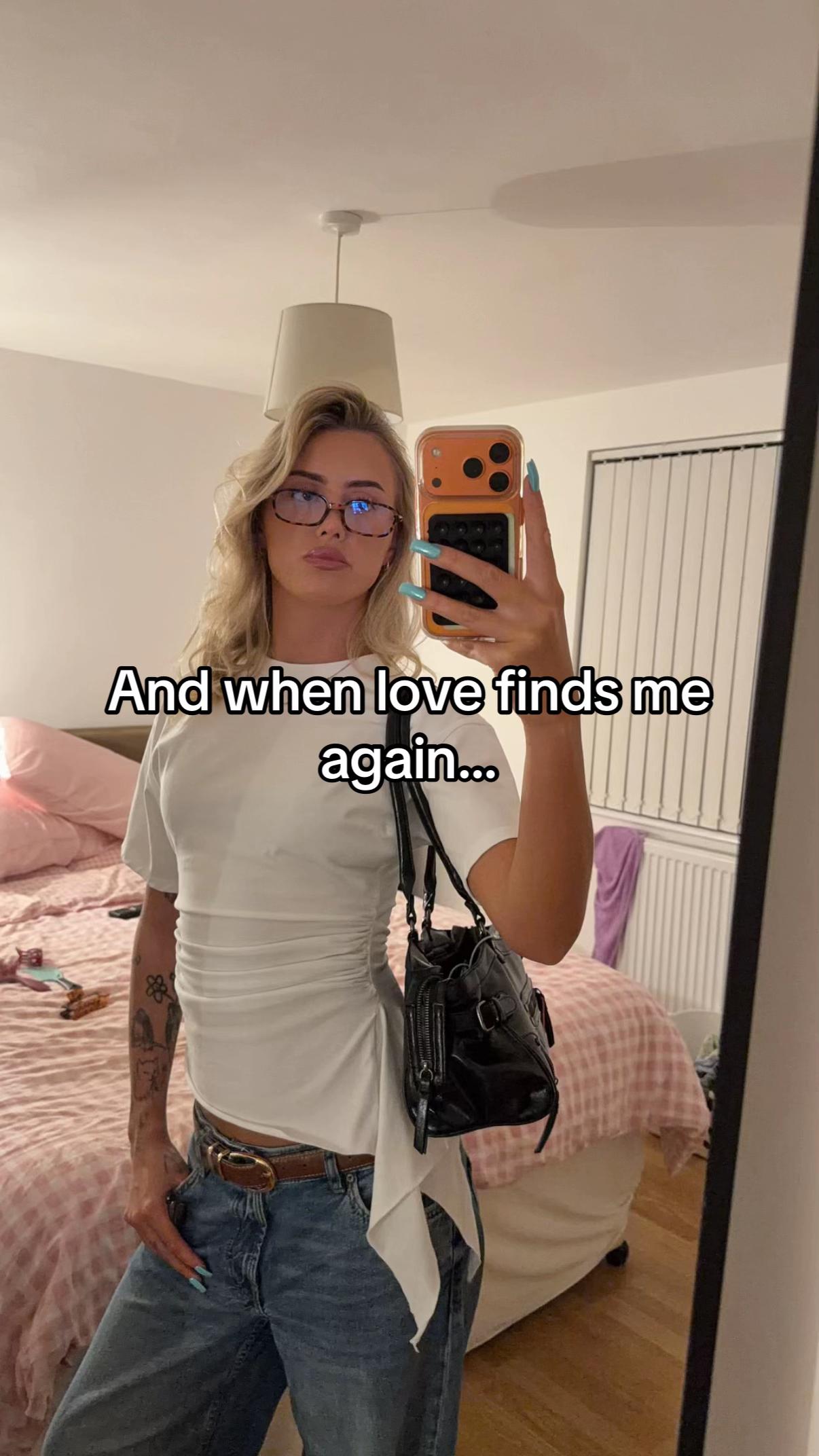 @flatwhiteasherbuv