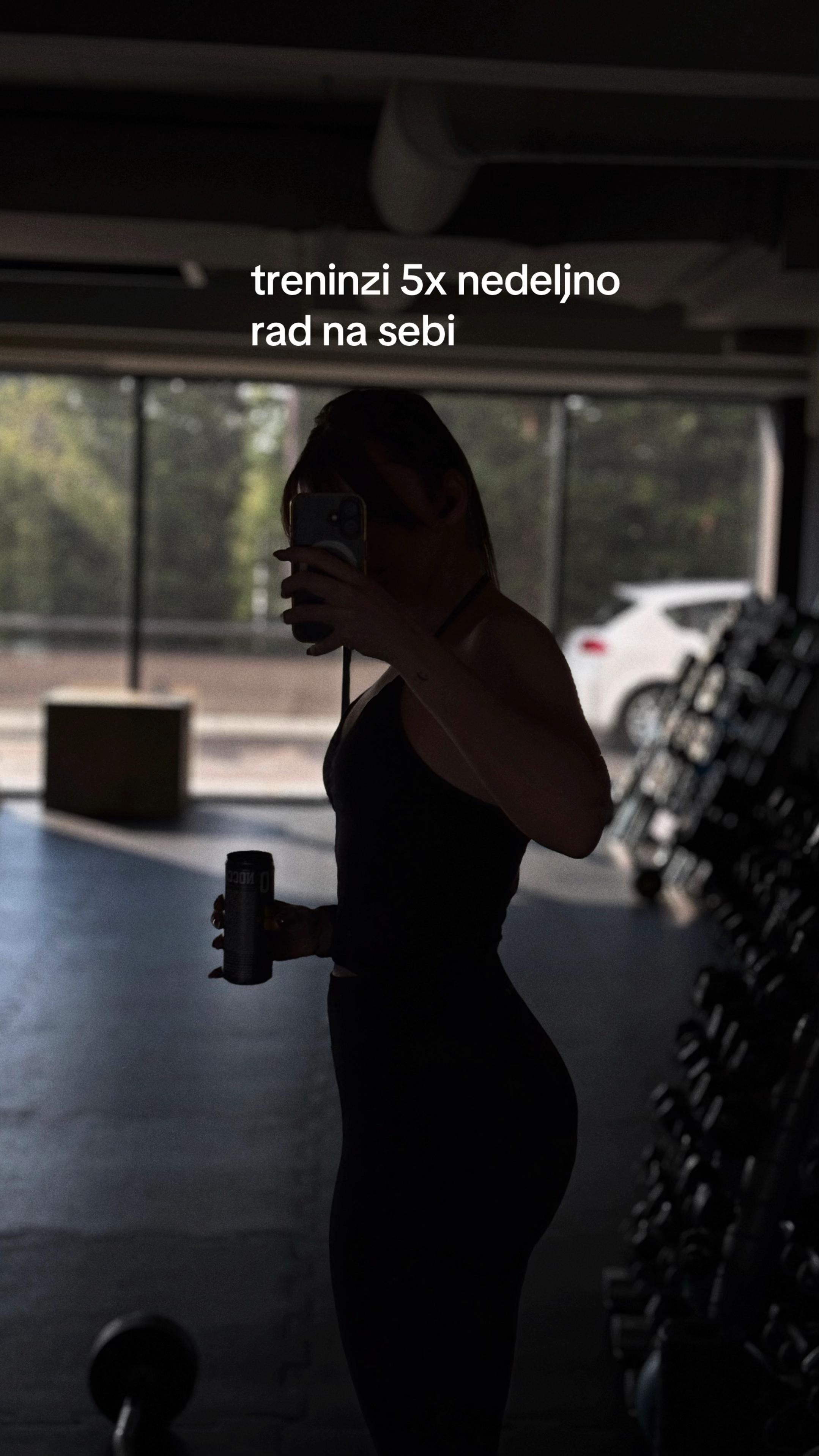 @Aleksandra Jovanović|25