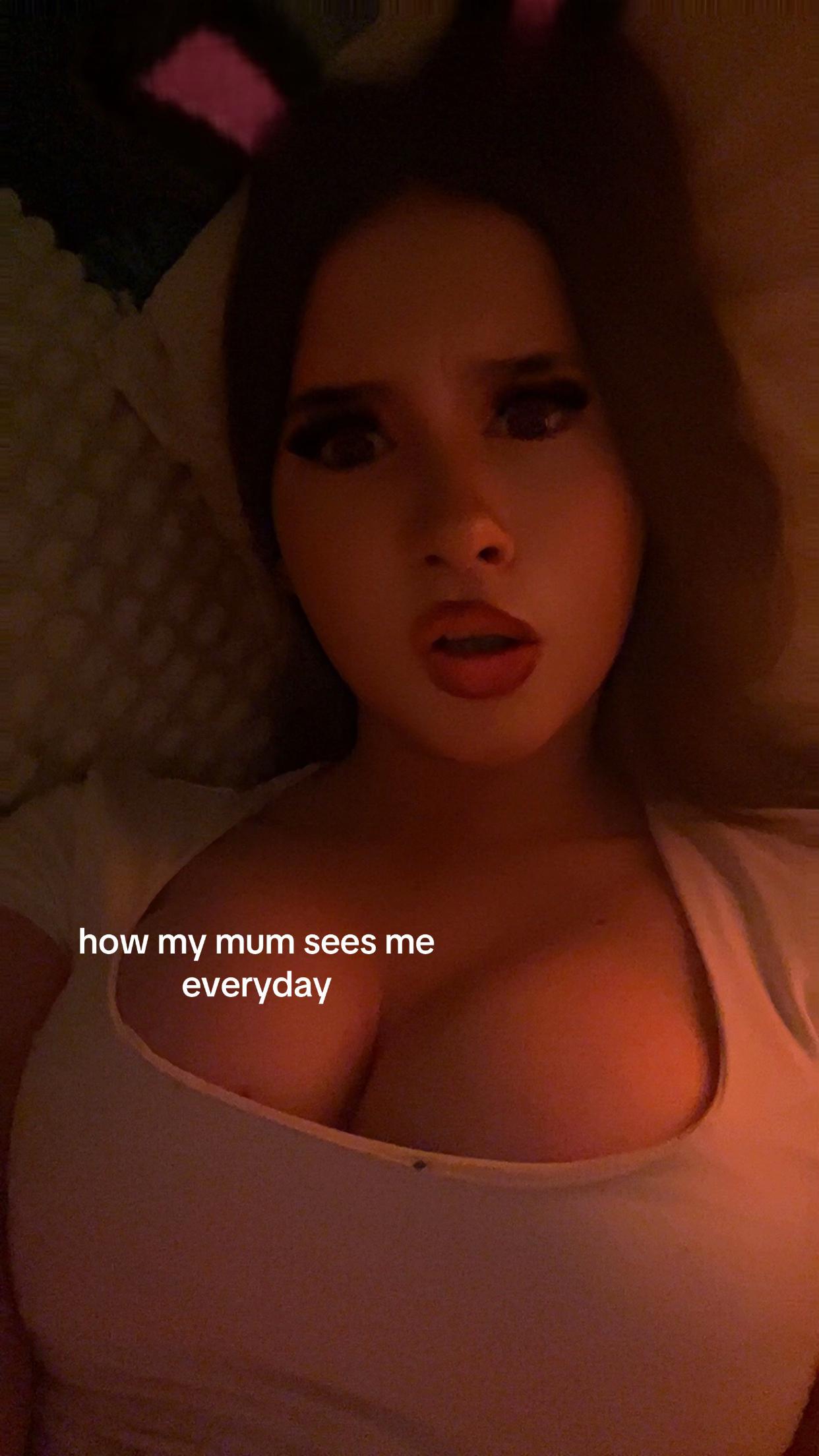 @🧘🏼&zwj;♀️