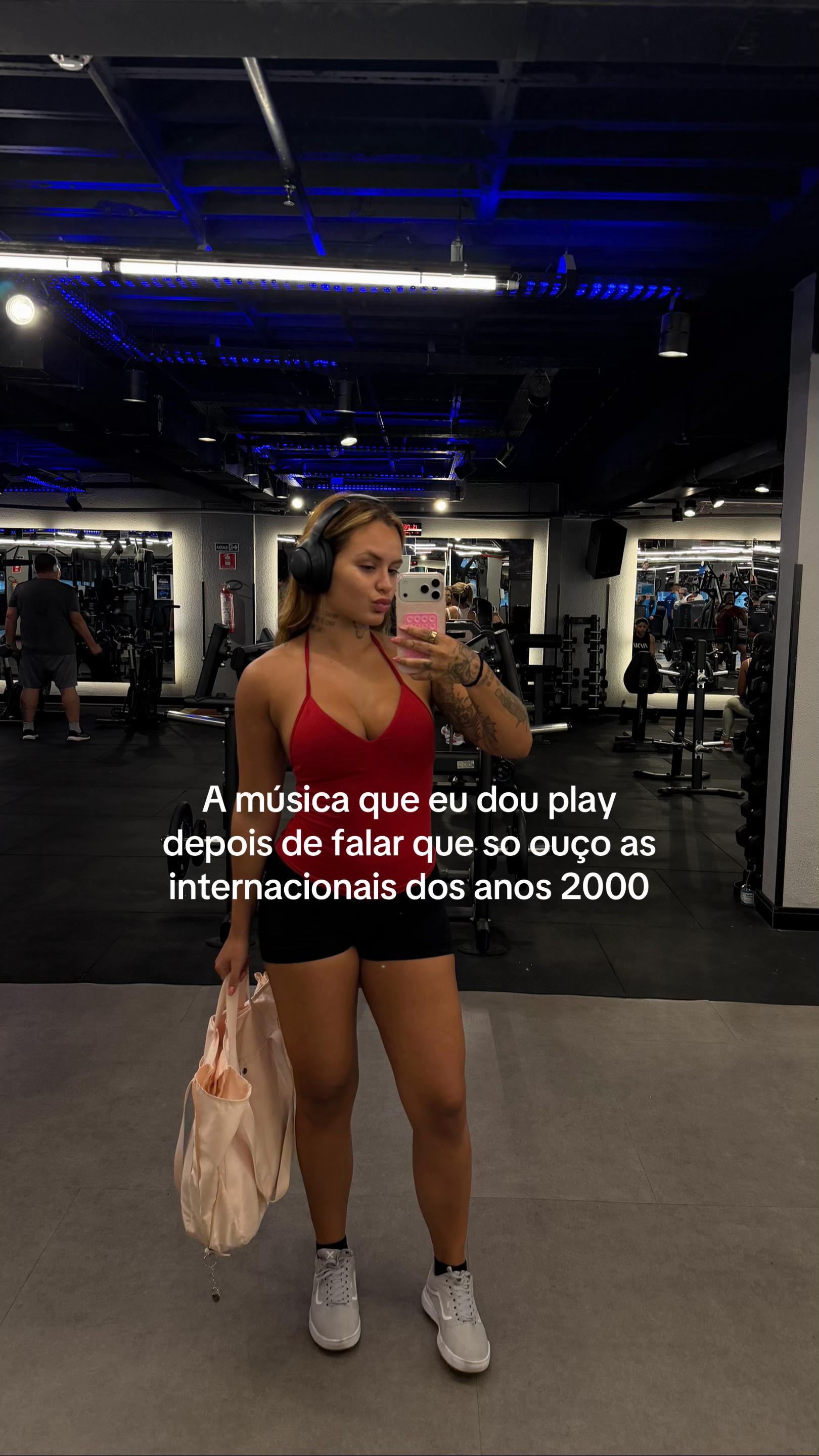 @Nicole