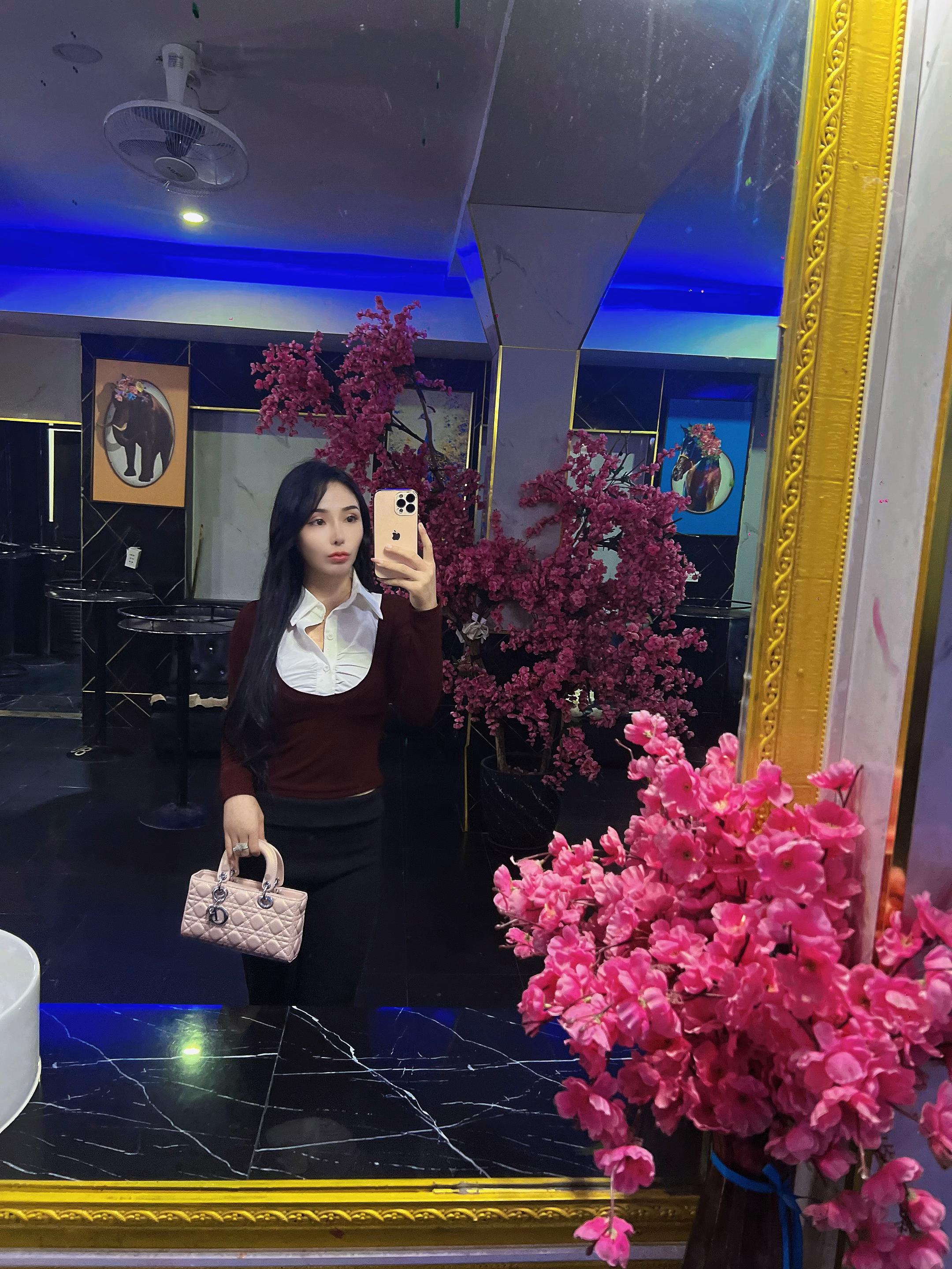 @Em hàng💎