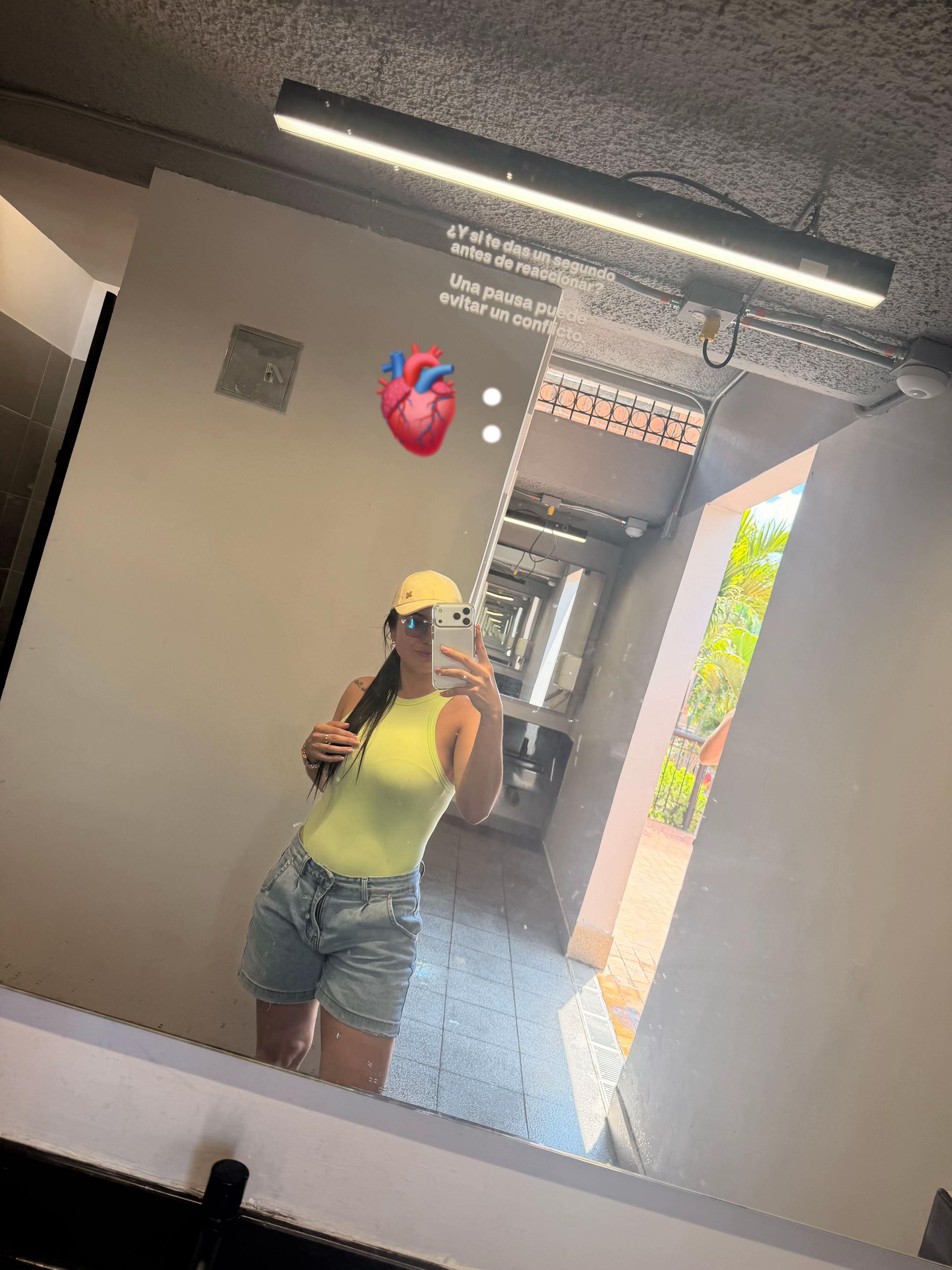 @Mar&iacute;a Victoria 💁🏻&zwj;♀️