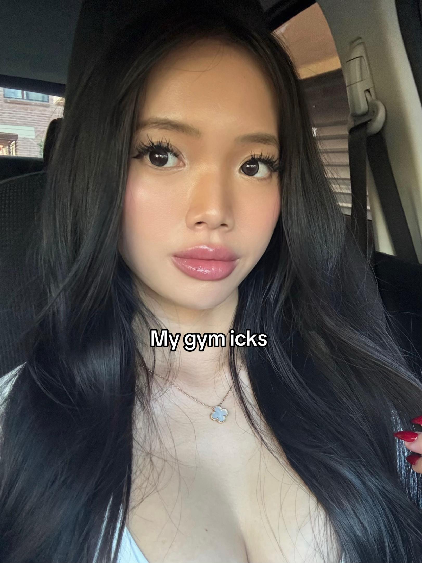 @itsviviannnnnx_