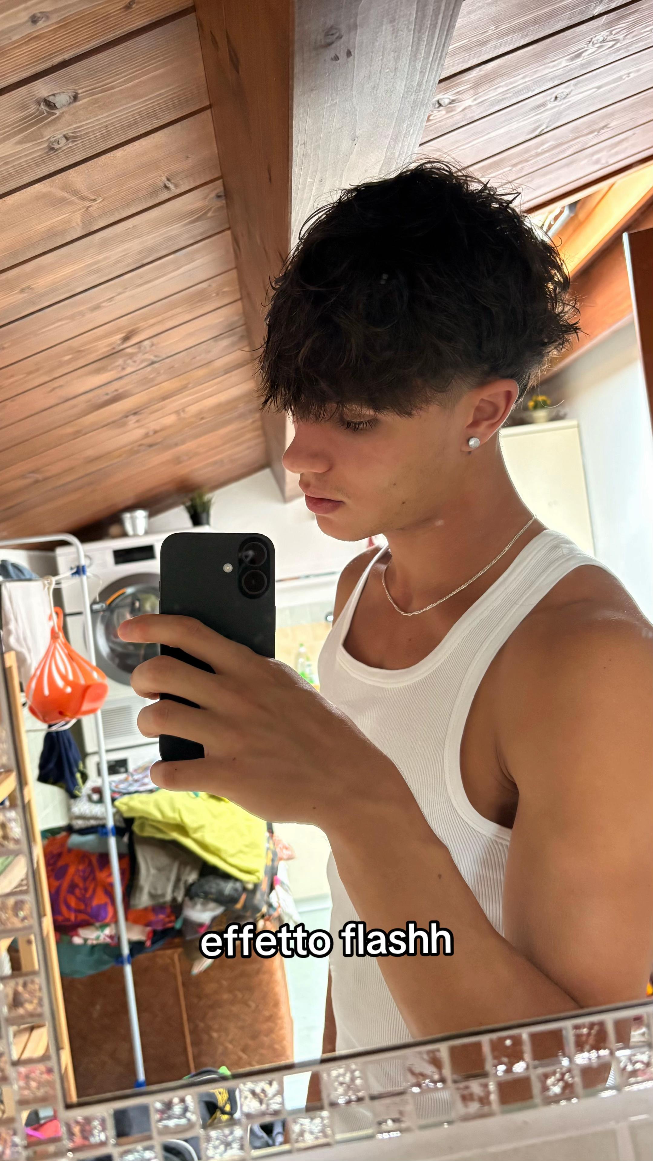 @LELE⭐️