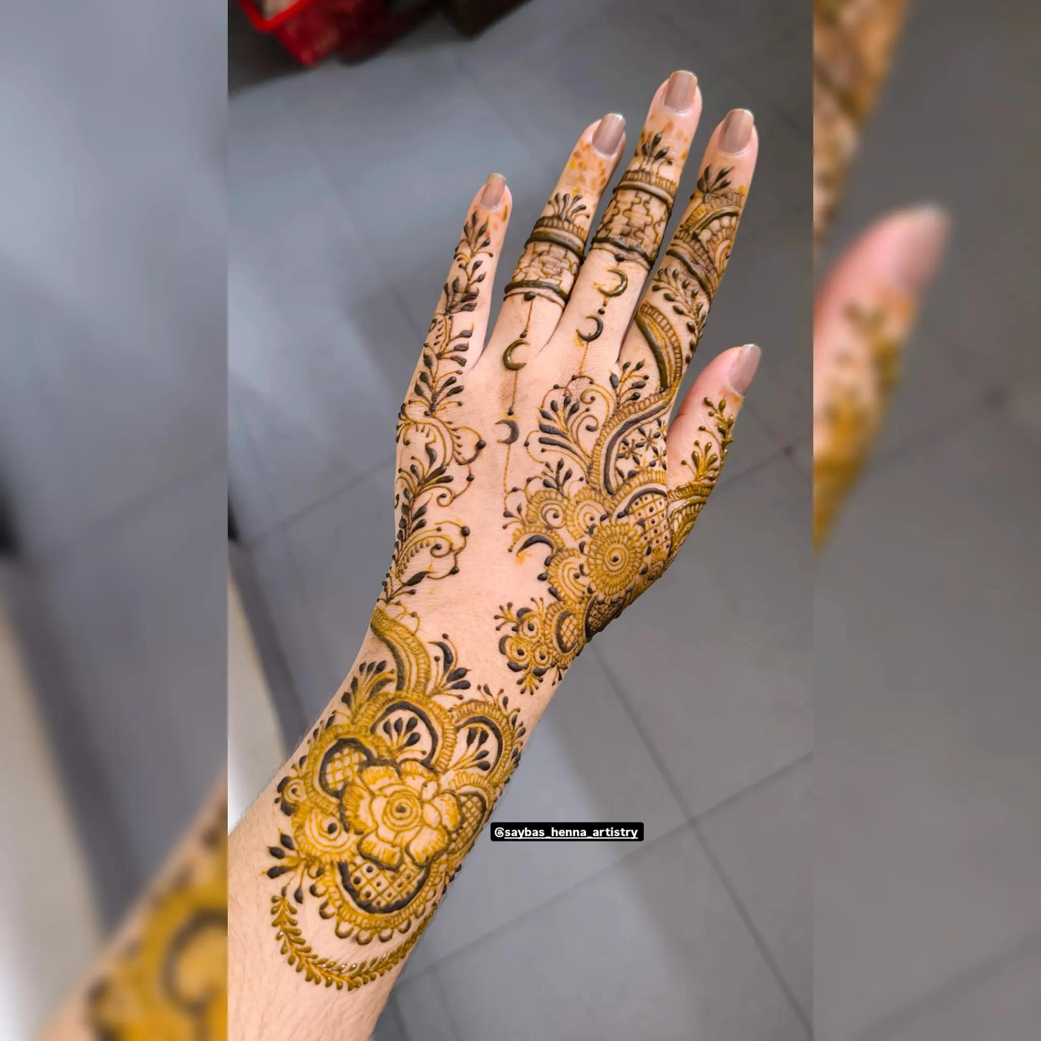 @Sayba's Henna Artistry