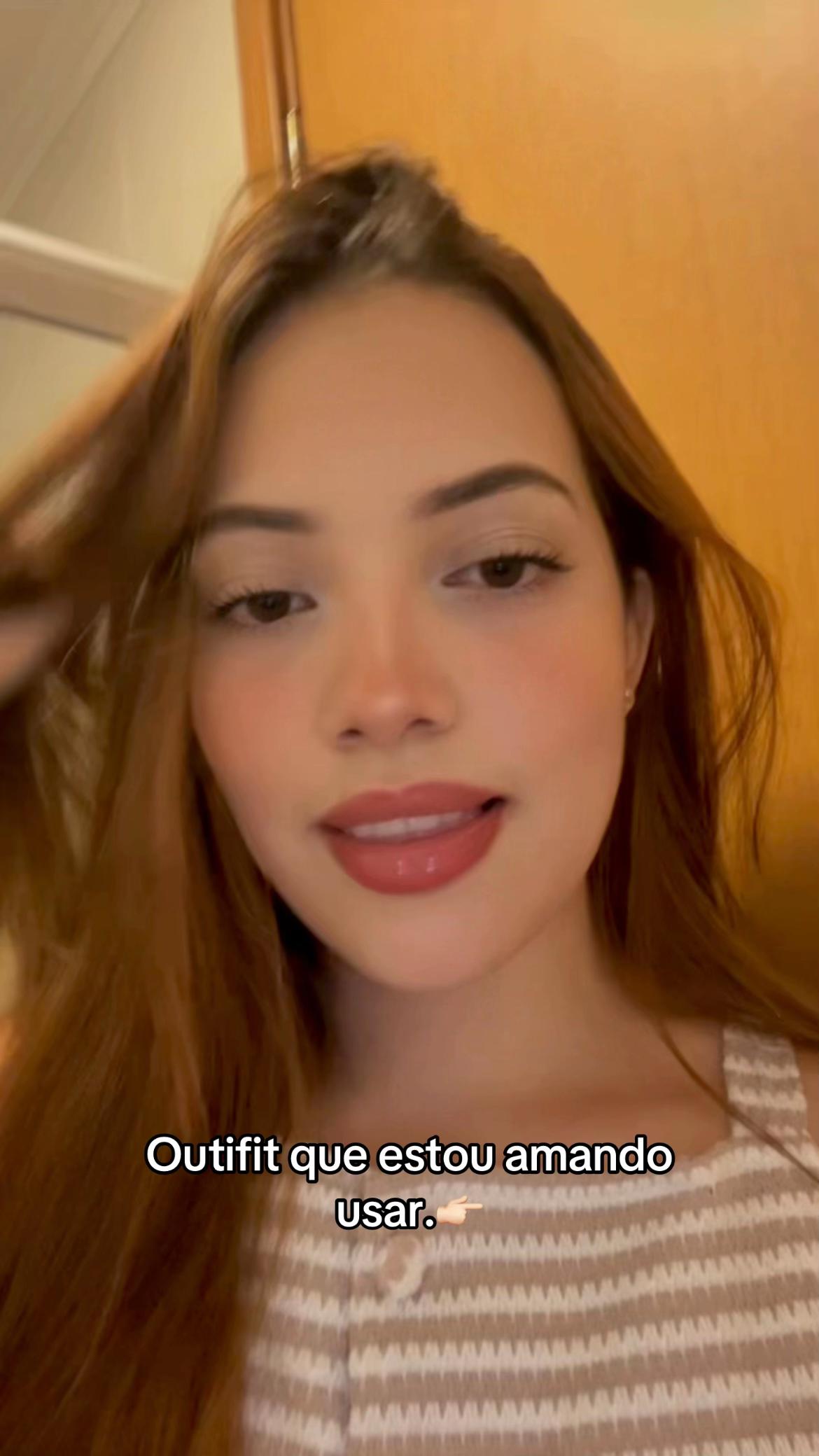 @L&iacute;via Brito