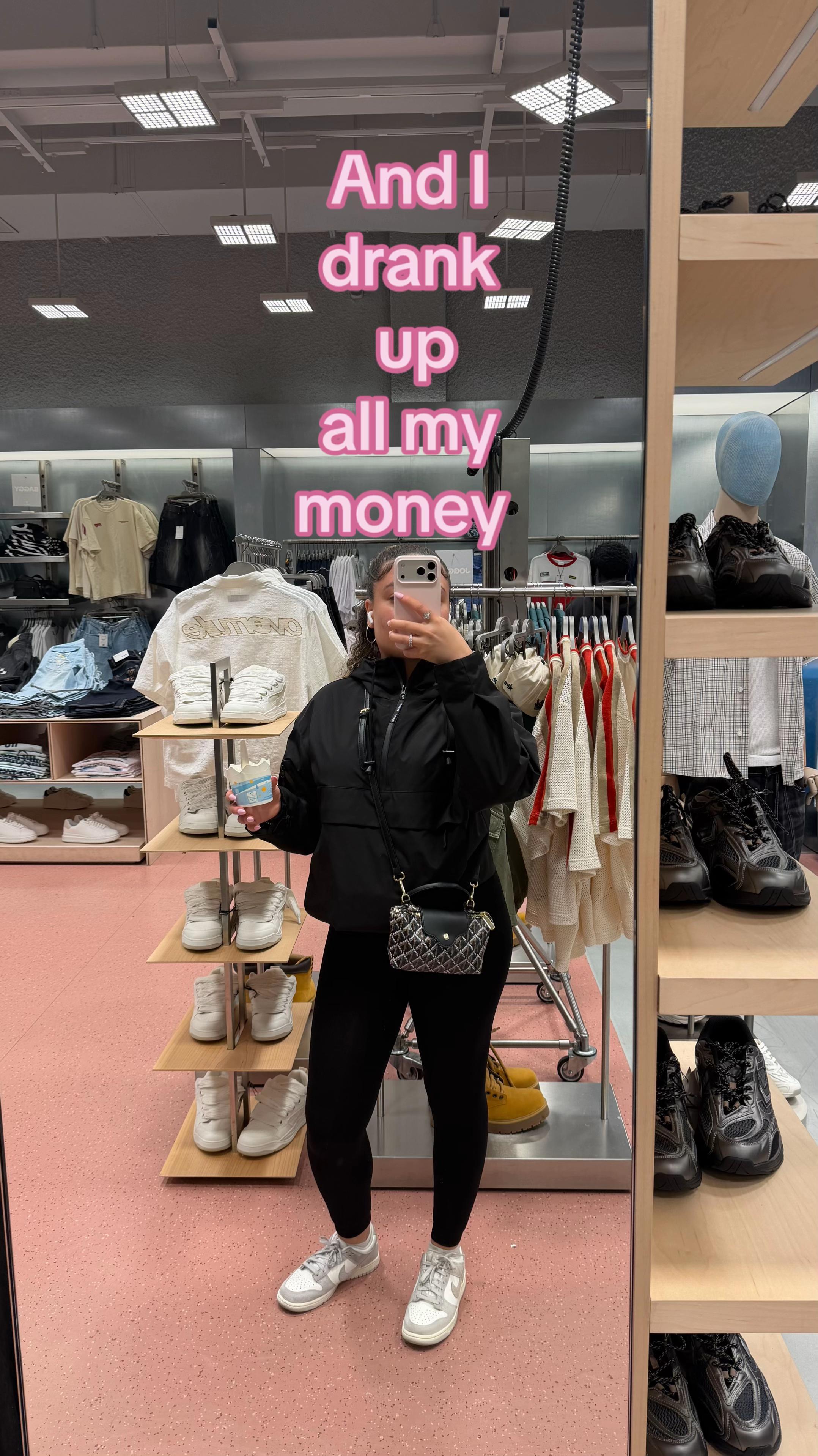 @𝒜𝓈𝒽𝒶𝓃𝓉𝒾 ᥫ᭡.