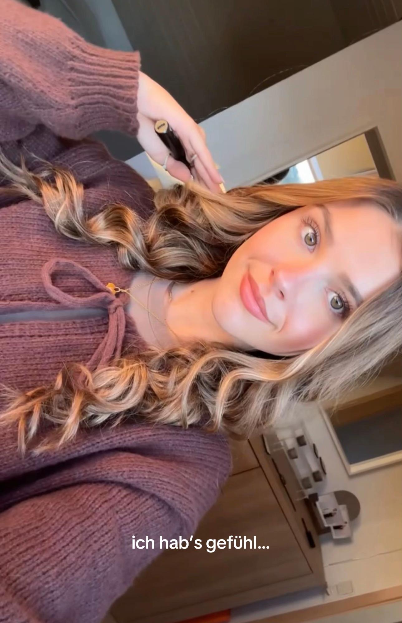 @noëlie ✝️