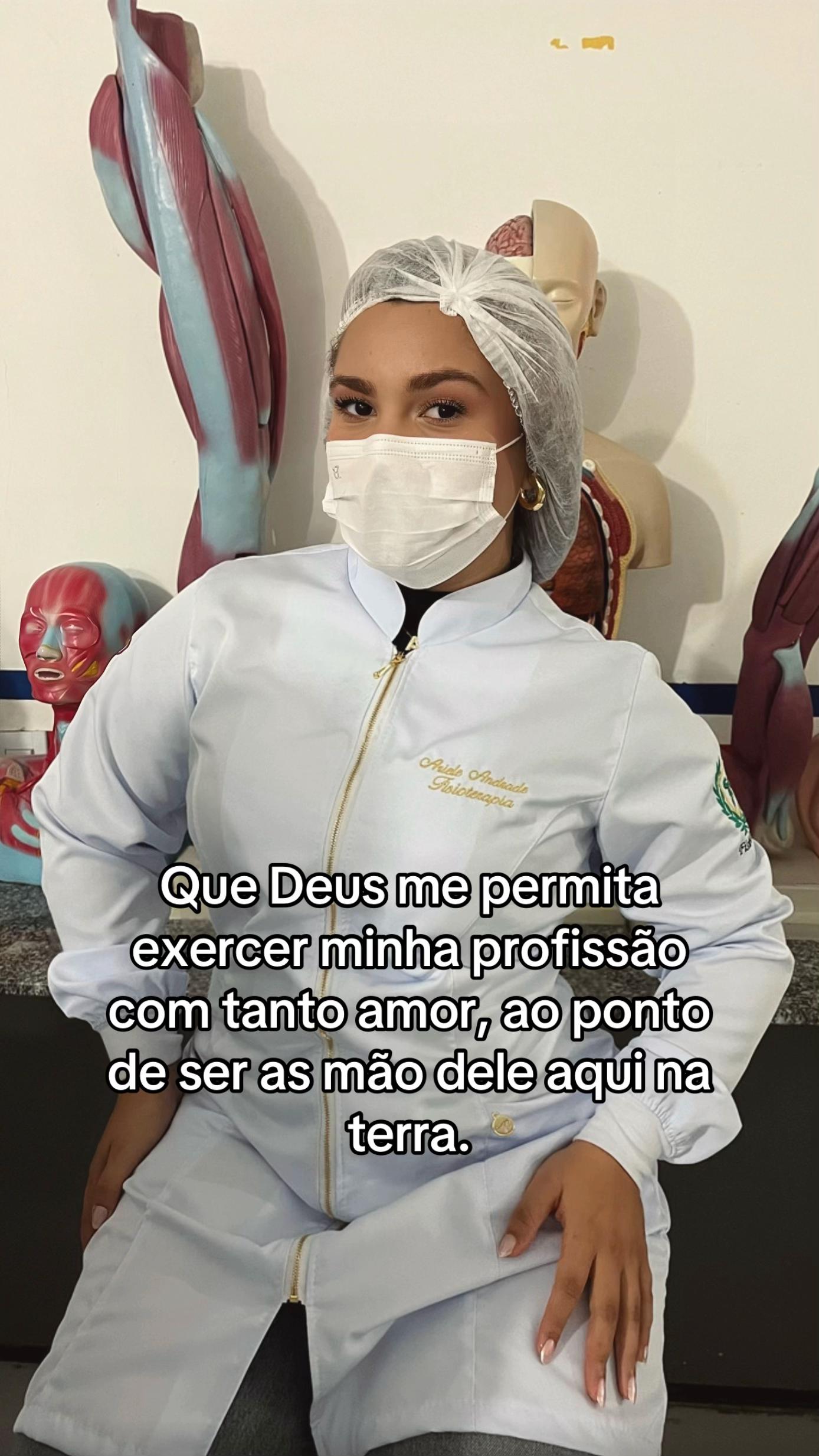 @Ariele Andrade🦊