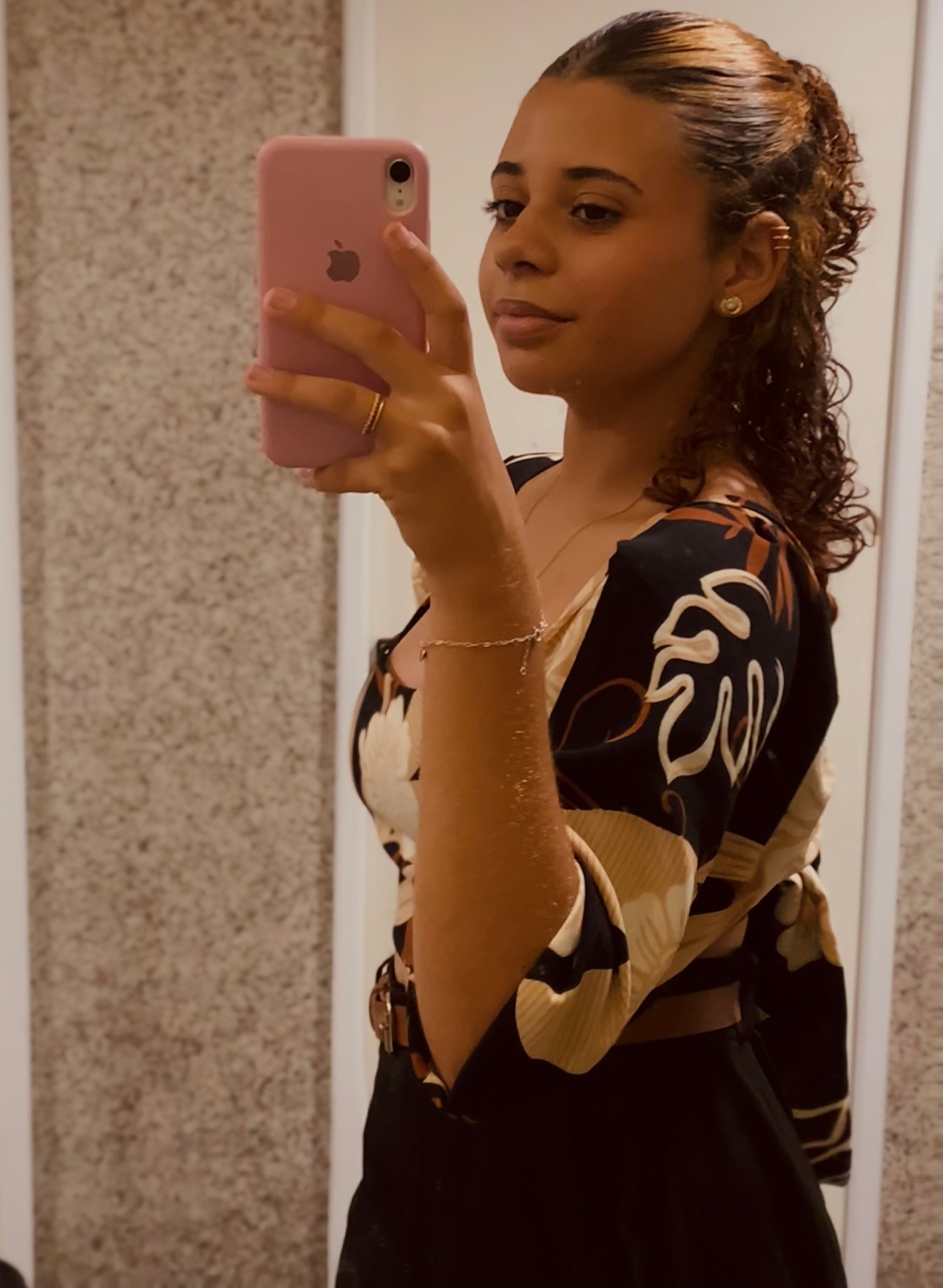 @Alyne Tházia S. ౨ৎ
