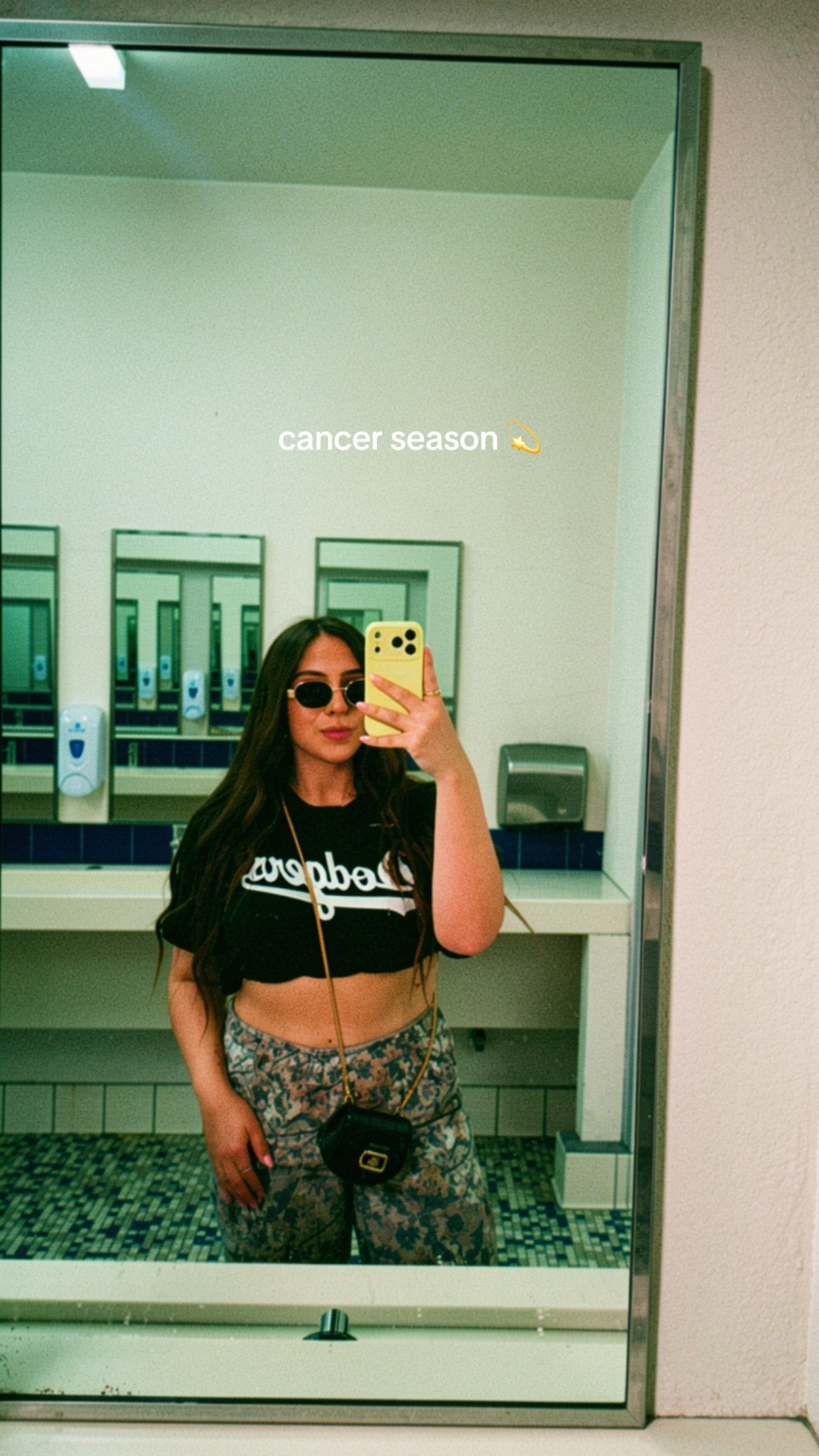@F E L I X ✨