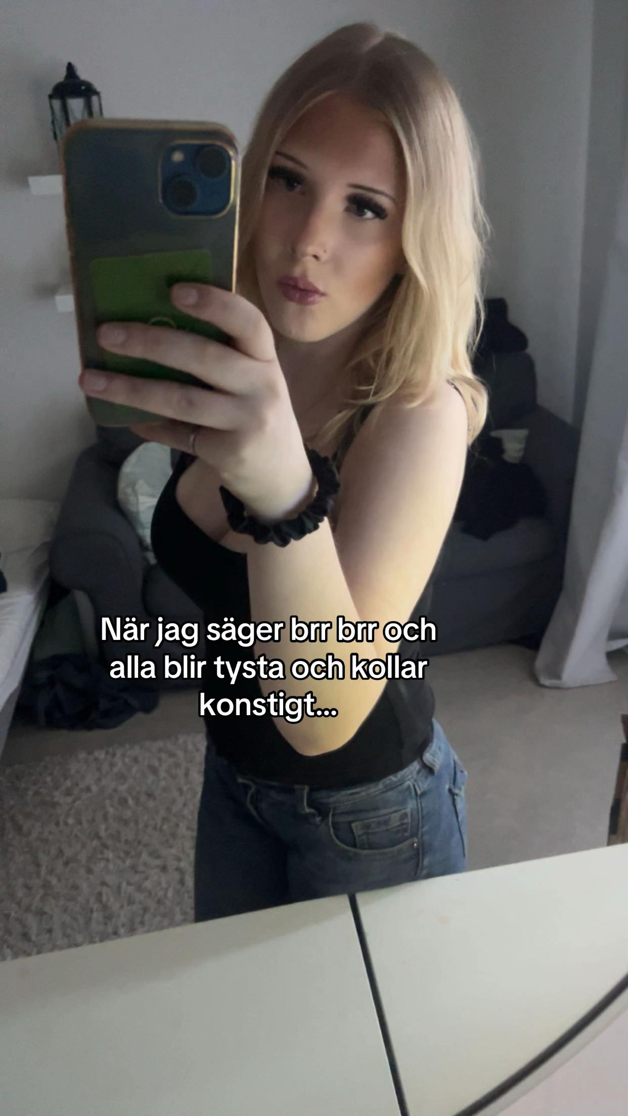 @𝓪𝓰𝓷𝓮𝓼😽