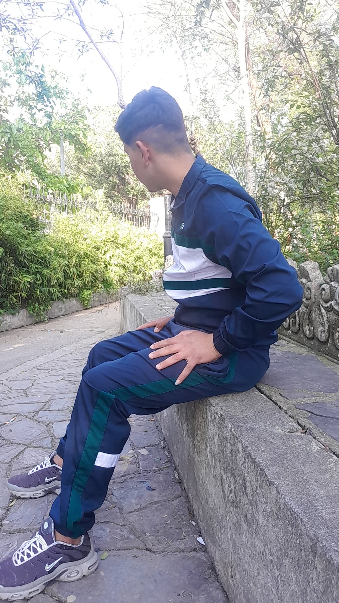 @Omar Bentchakal