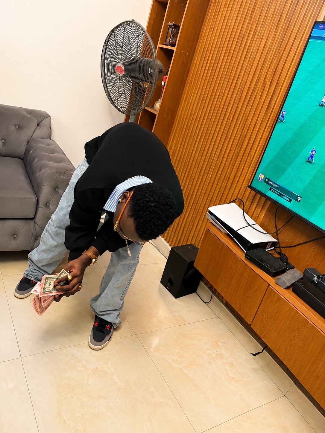 @♟️💵𝑮𝑳𝑬𝑬𝑭𝑼𝑳♾️🧩