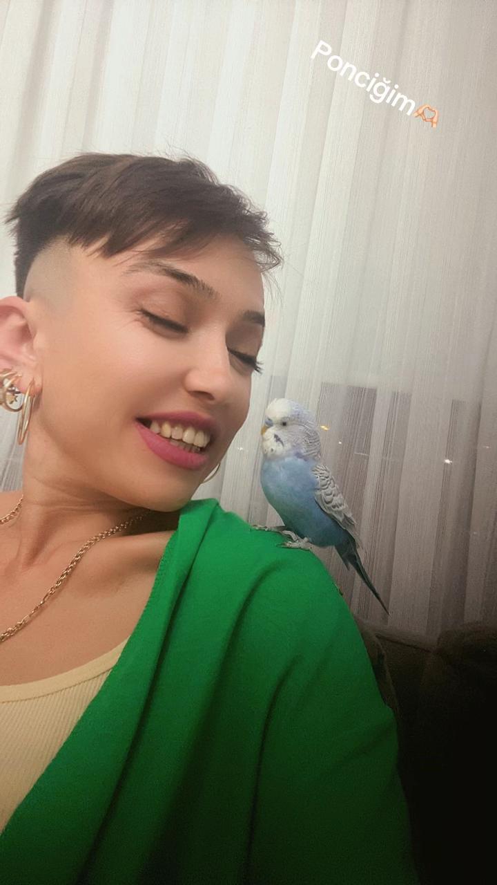 @Jale🧚🏼G&Uuml;LECİN