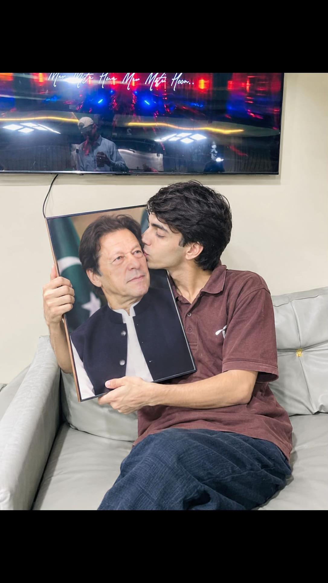 @🦁علی سرکار🦁