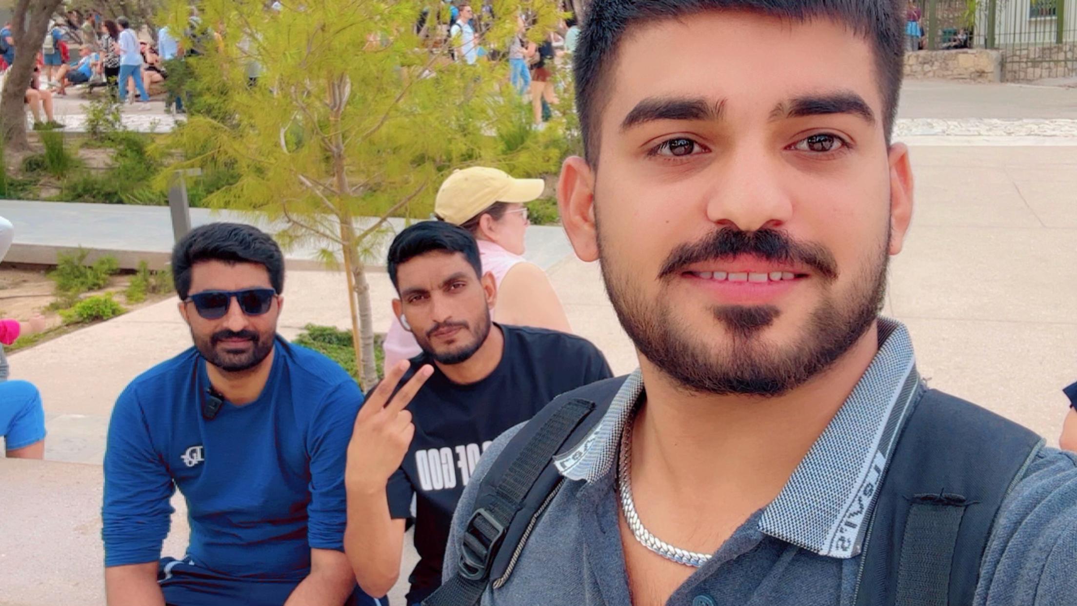 @مُحمّد طیّب مُغل