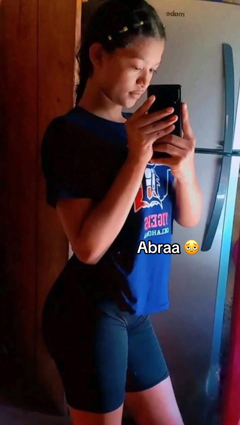 @Mirella🫵🏻💋