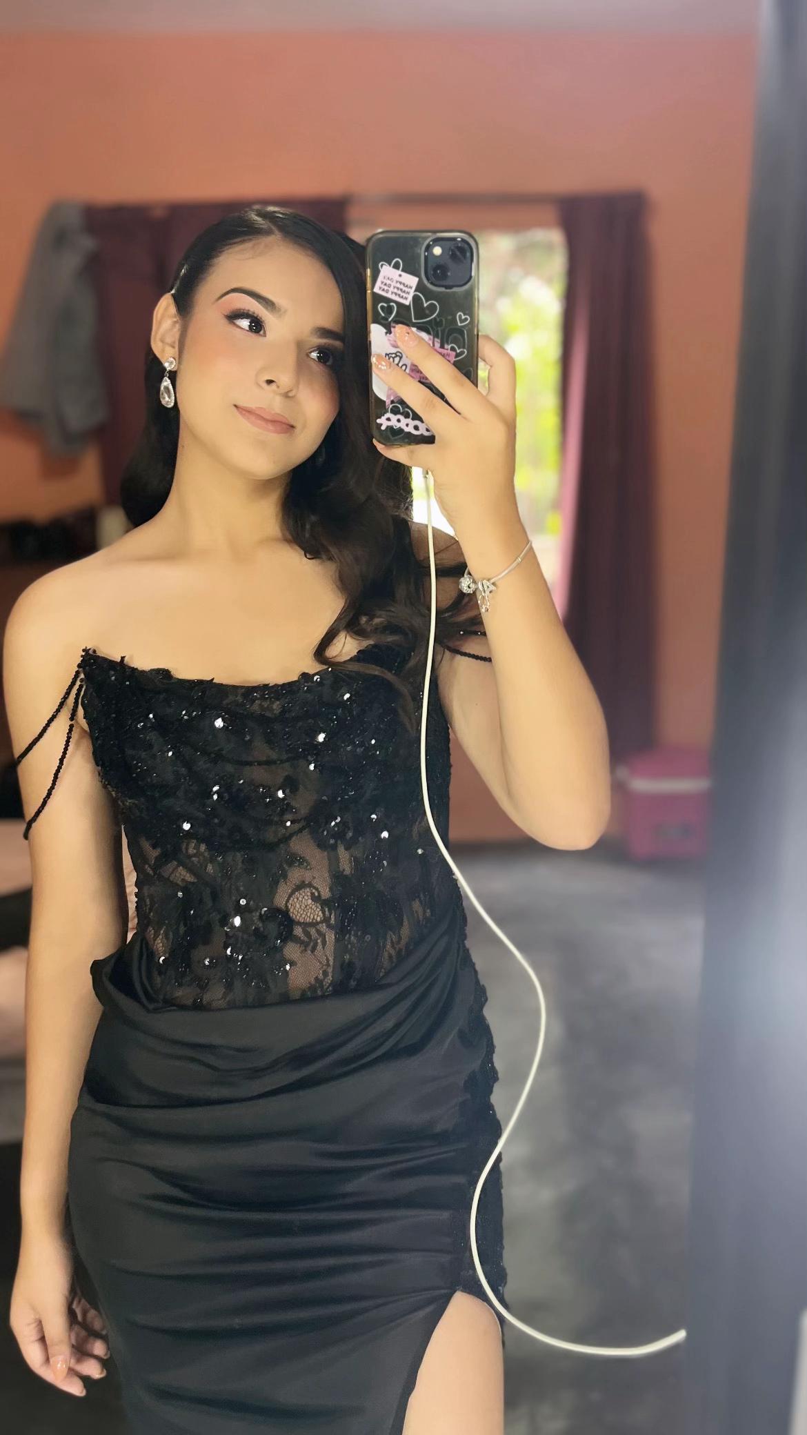 @🤍
