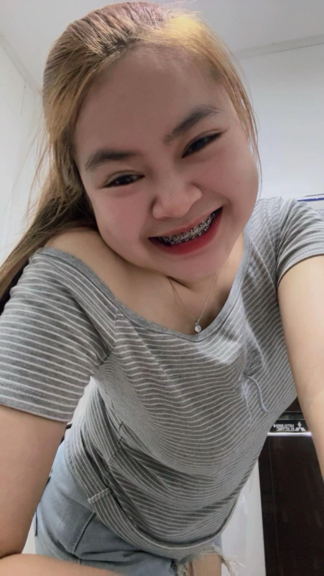 @พลอย