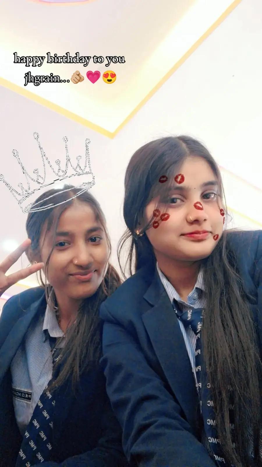 @nishu_💐☺️