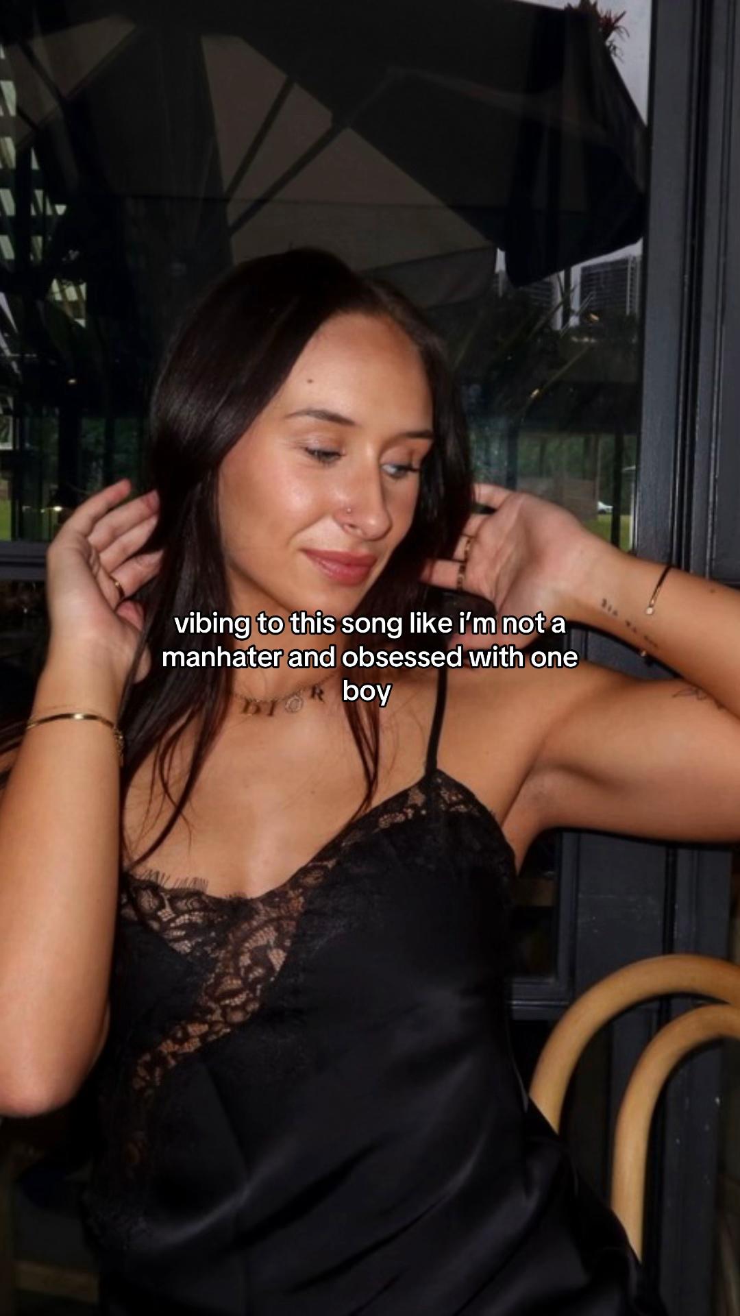 @courtney